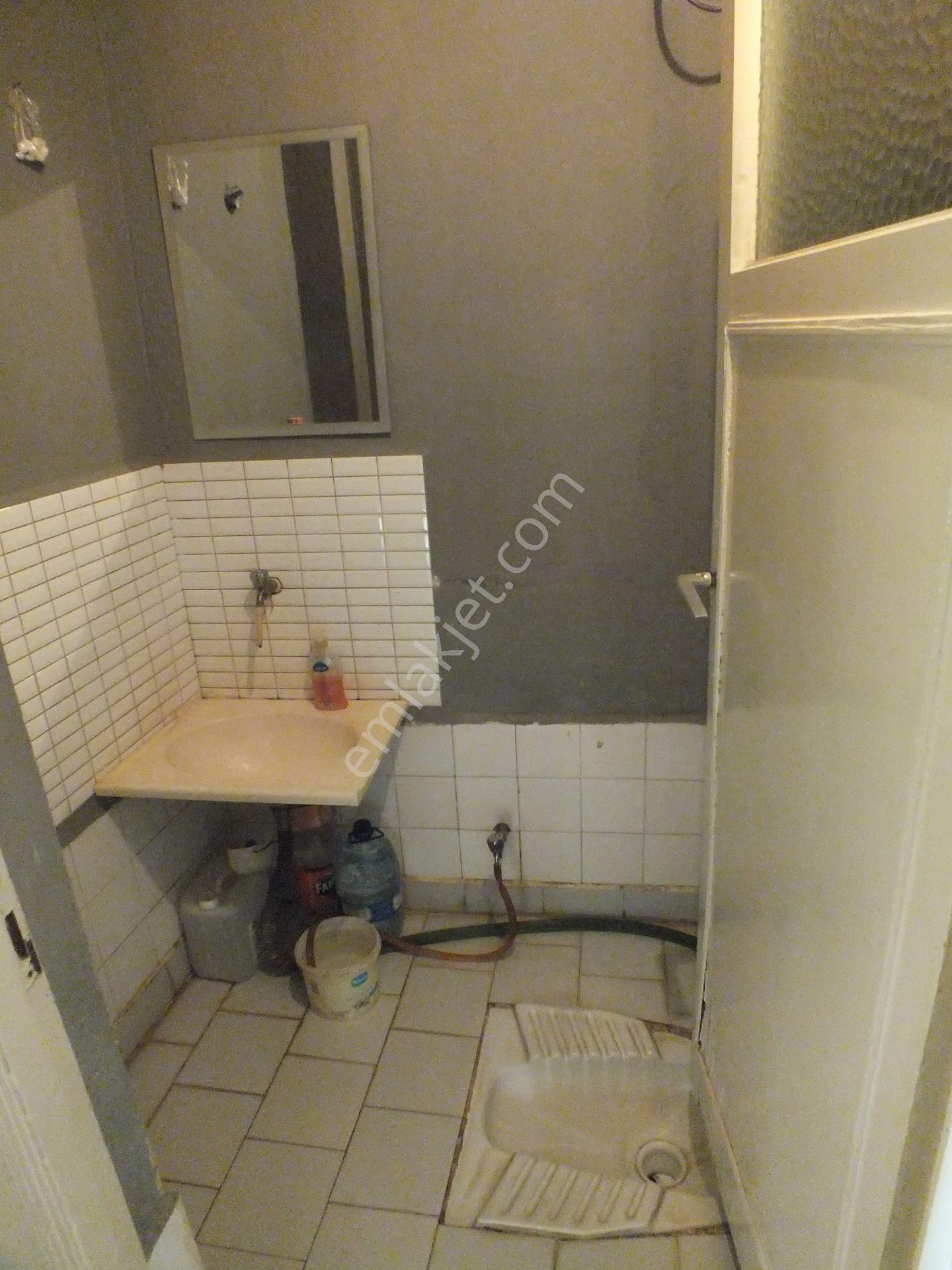 917 Çapahasan Mahalleside Satılık Müstakil 3 Katlı Ev - Görsel 23