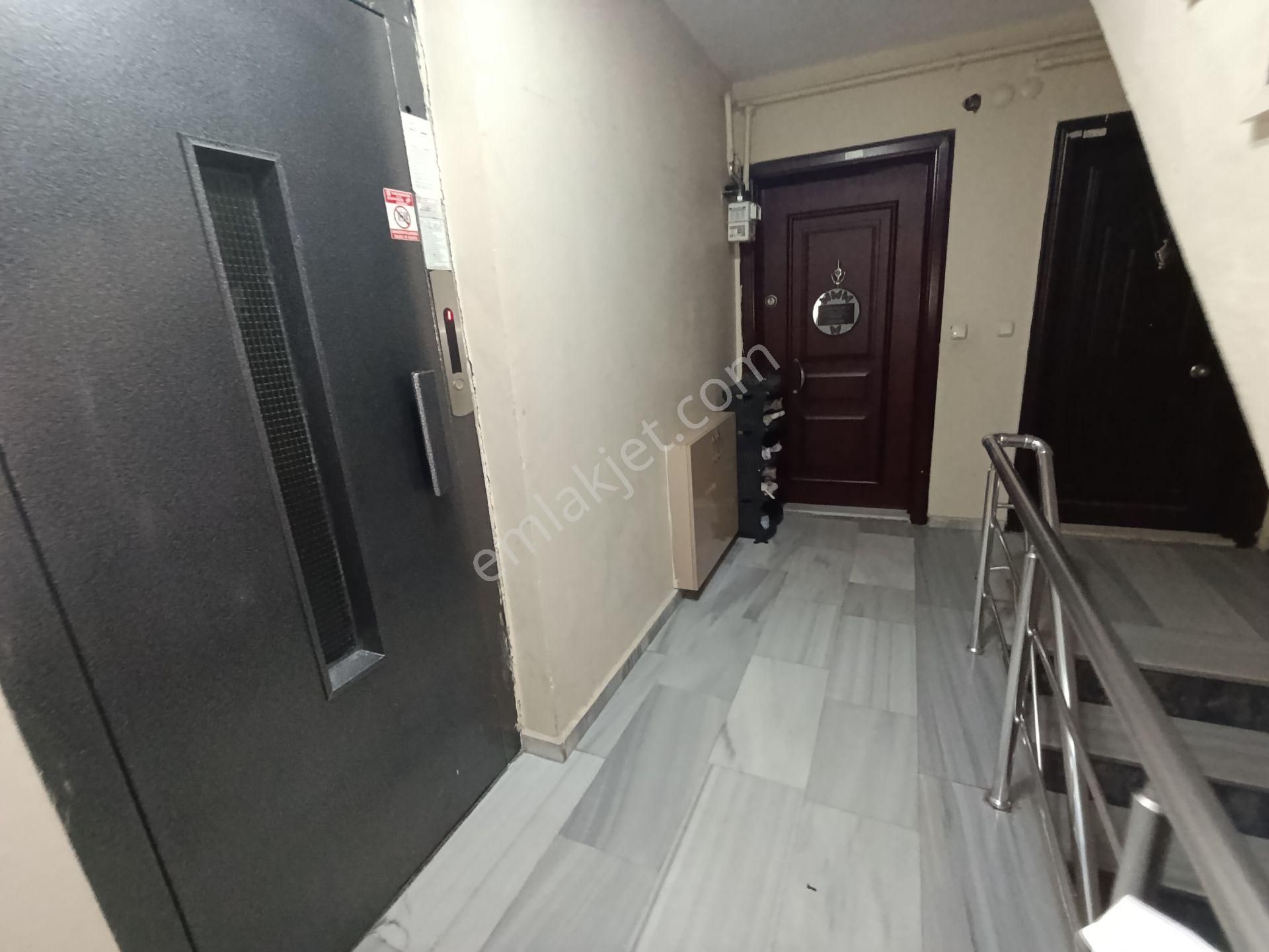 Pendik Güzelyalı Merkezde Büyük Kiralık 3+1 125m2 E-5 Yakın Daire Dubles - Görsel 32