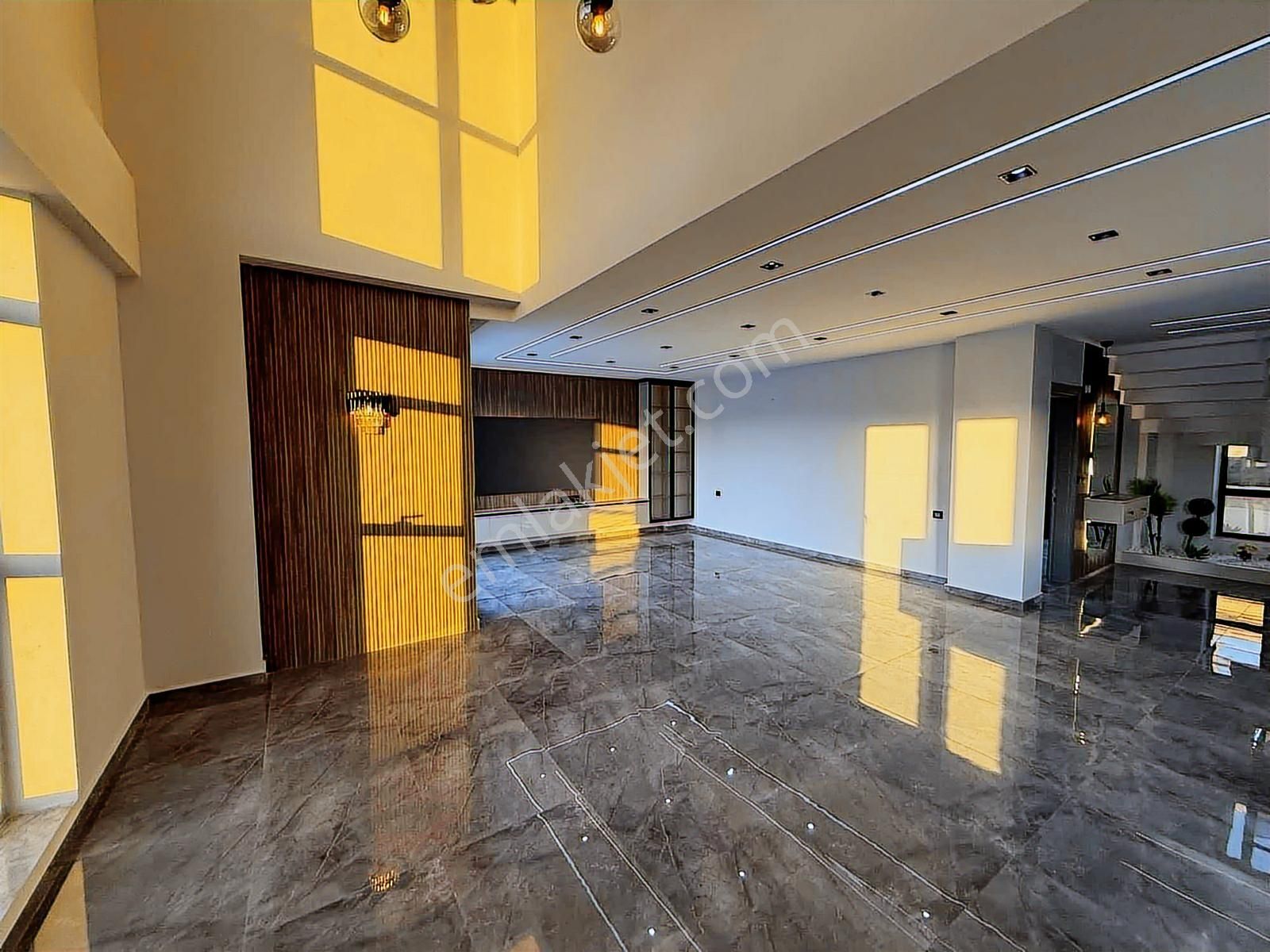 Didim Efeler Mahallesinde Satılık 4+1 Lüks Müstakil Villa - Görsel 15