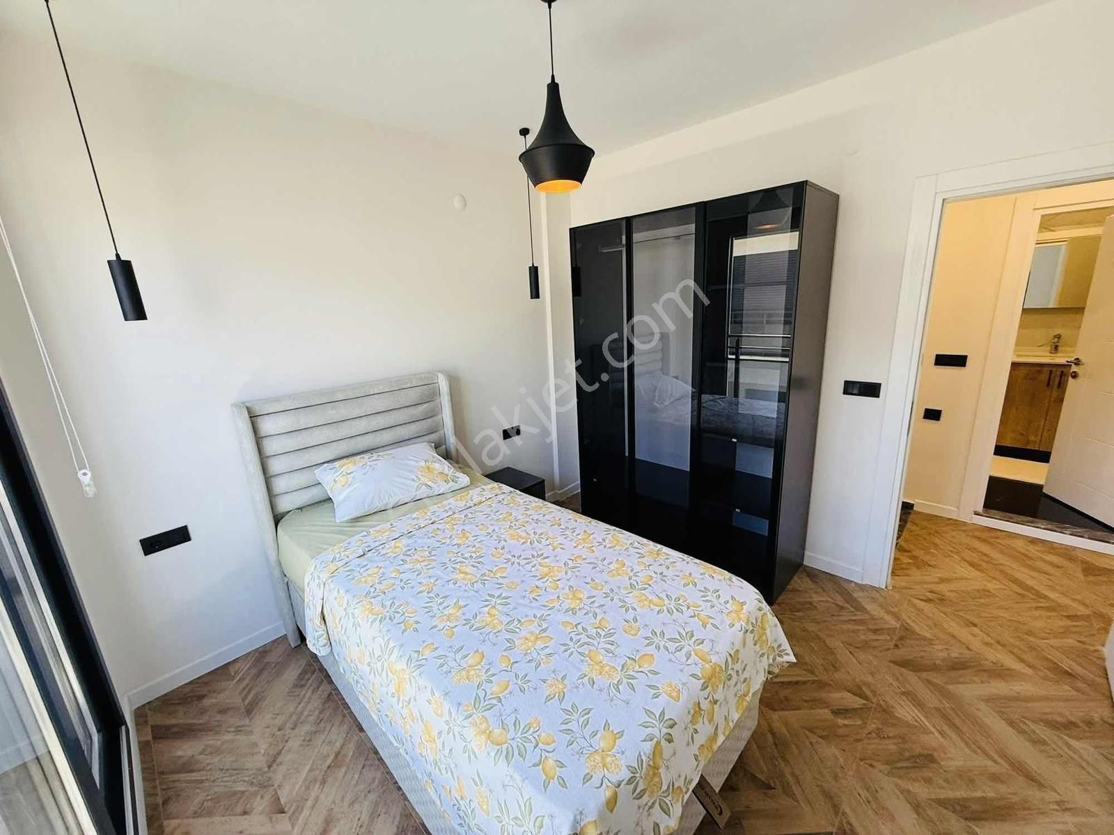 Didim Efeler Mahallesinde Havuzlu&güvenlikli Site 3+1 Villa - Görsel 3