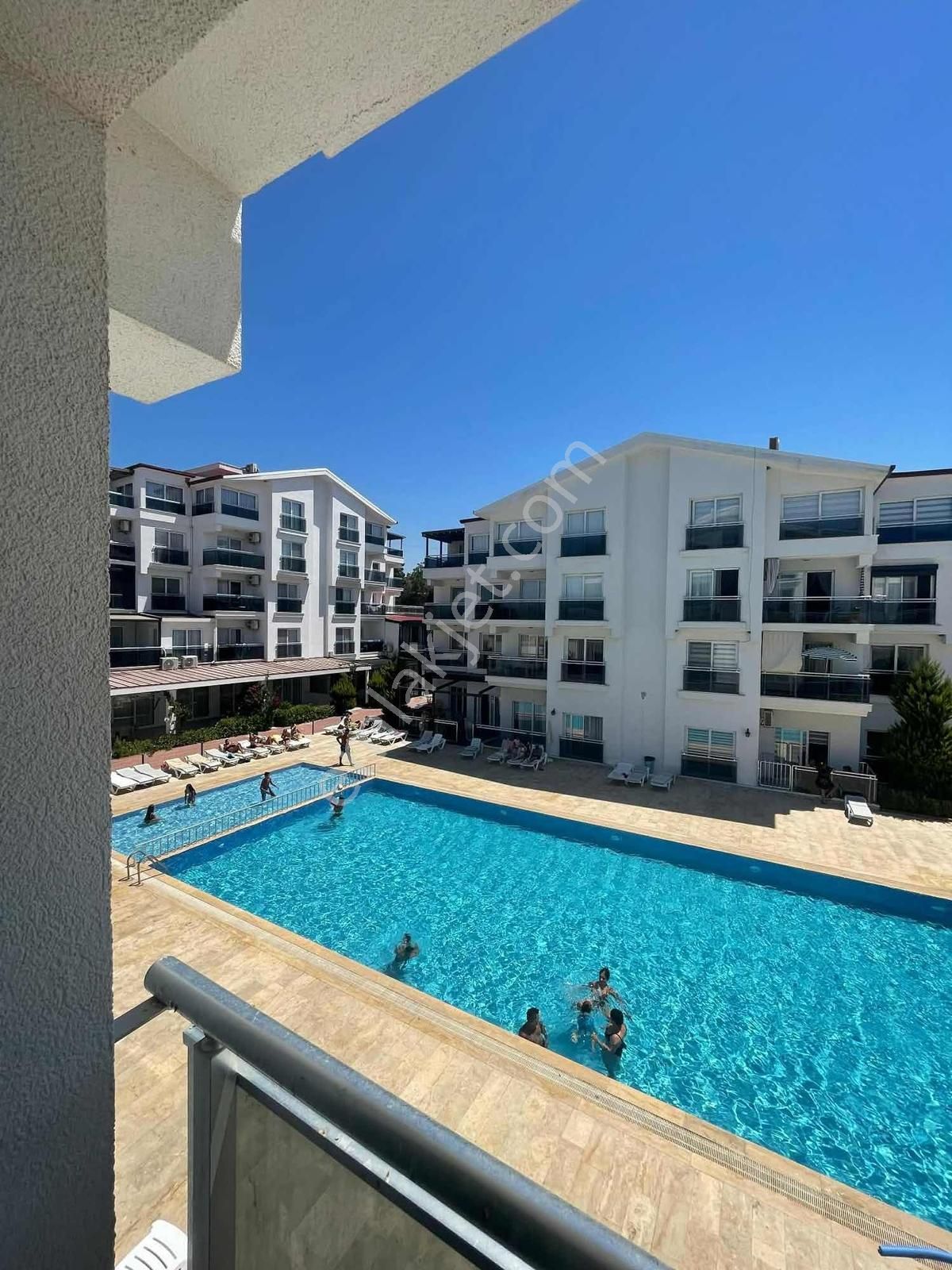 Didim Mavişehirde Havuzlu, Güvenlikli Sitede 1+1 Sıfır Daire