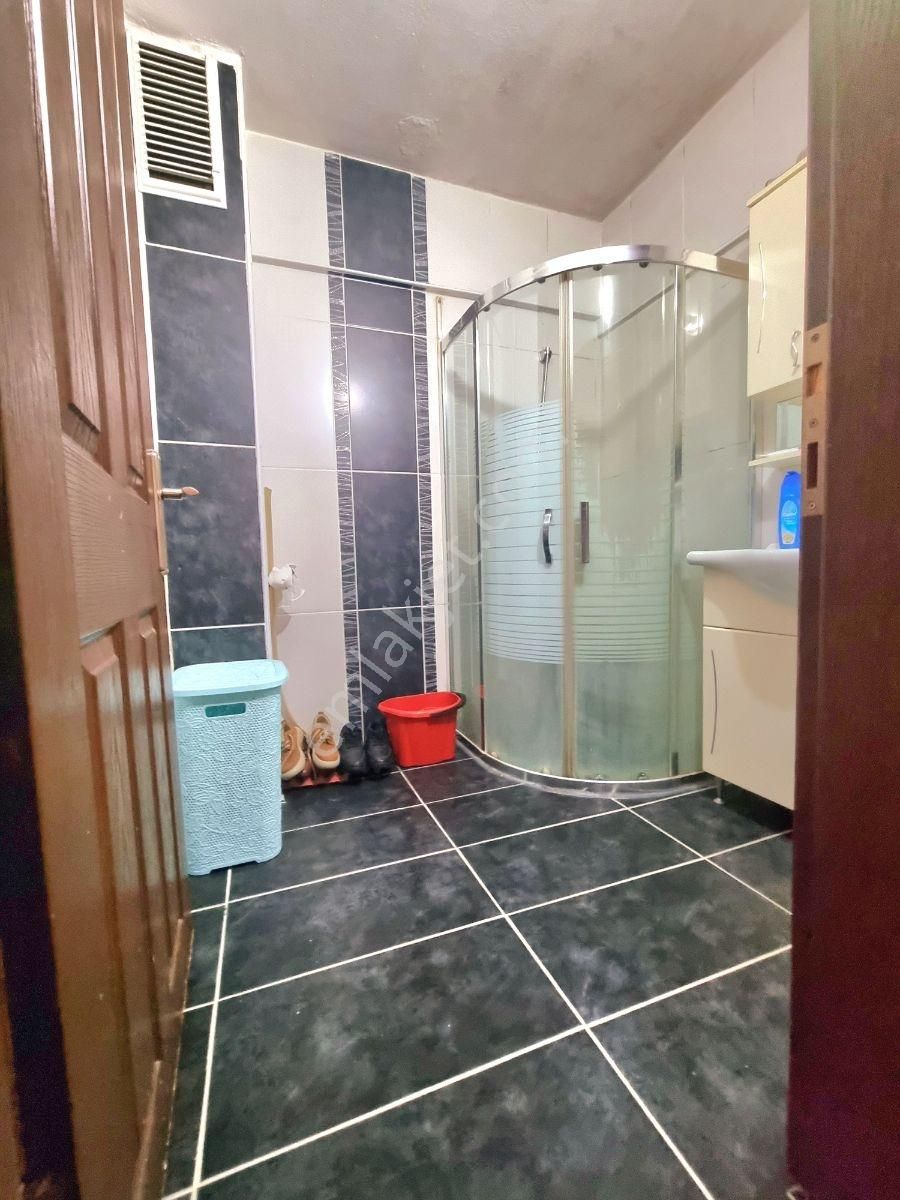 Çarşıya Yakın Elmasbahçeler De Balkonlu 2+1 Bakımlı Daire - Görsel 11