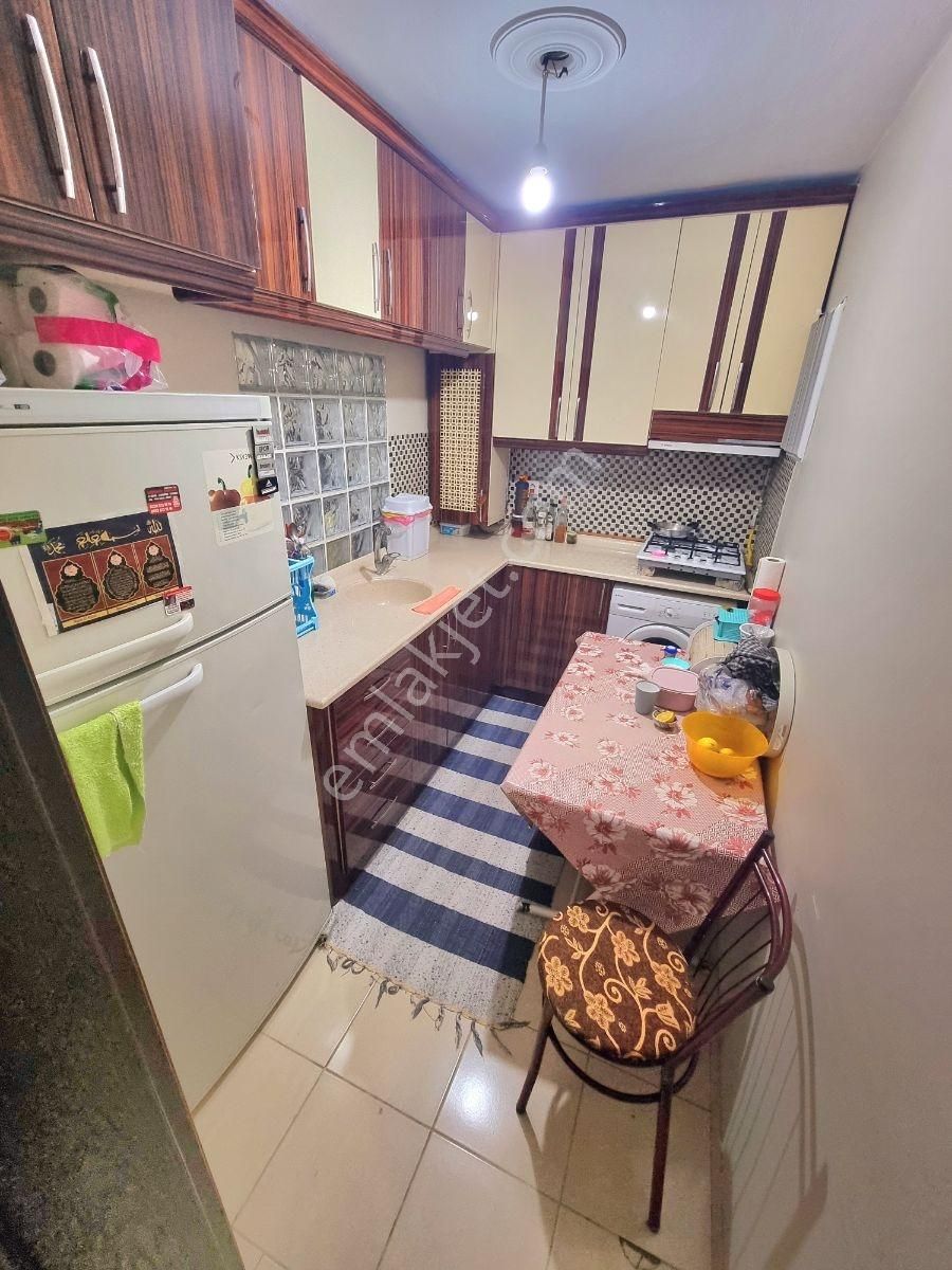 Çarşıya Yakın Elmasbahçeler De Balkonlu 2+1 Bakımlı Daire - Görsel 2