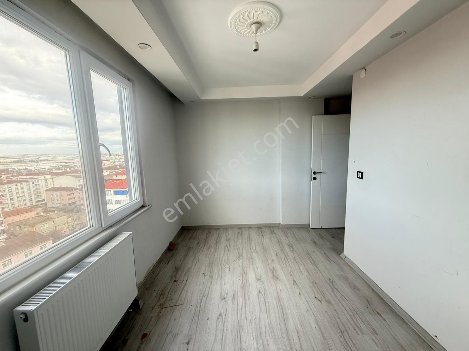 Akyüz Gayrimenkul Den; Ataturk Mah De Iskanlı,kombılı Satılık 2+1 Daire - Görsel 10