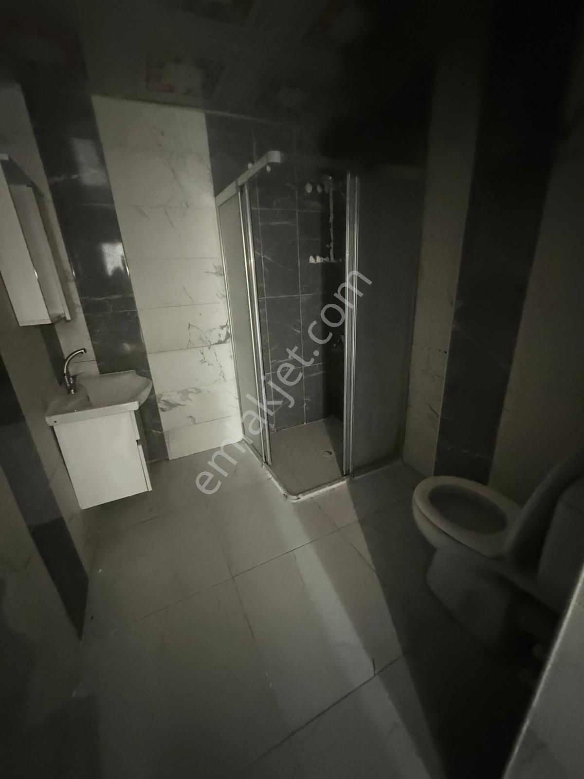 Akyüz Gayrimenkul Den; Ataturk Mah De Iskanlı,kombılı Satılık 2+1 Daire - Görsel 28
