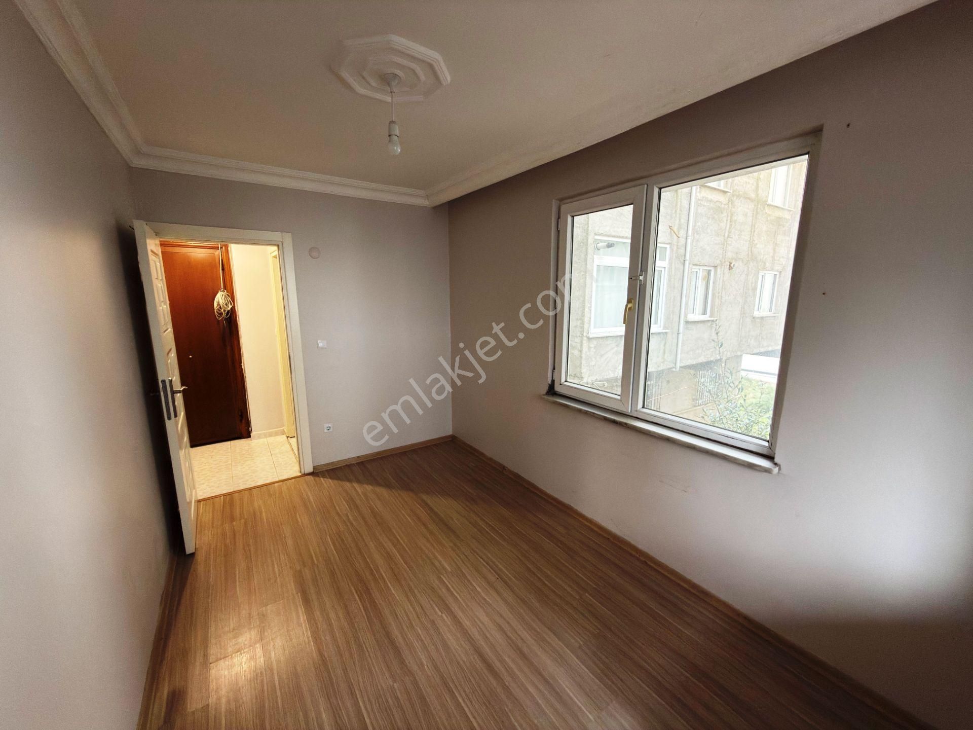 Sultançiftliği'nde Genç Binada Temiz Ankastreli 65m2 Kiralık 1+1 - Görsel 18