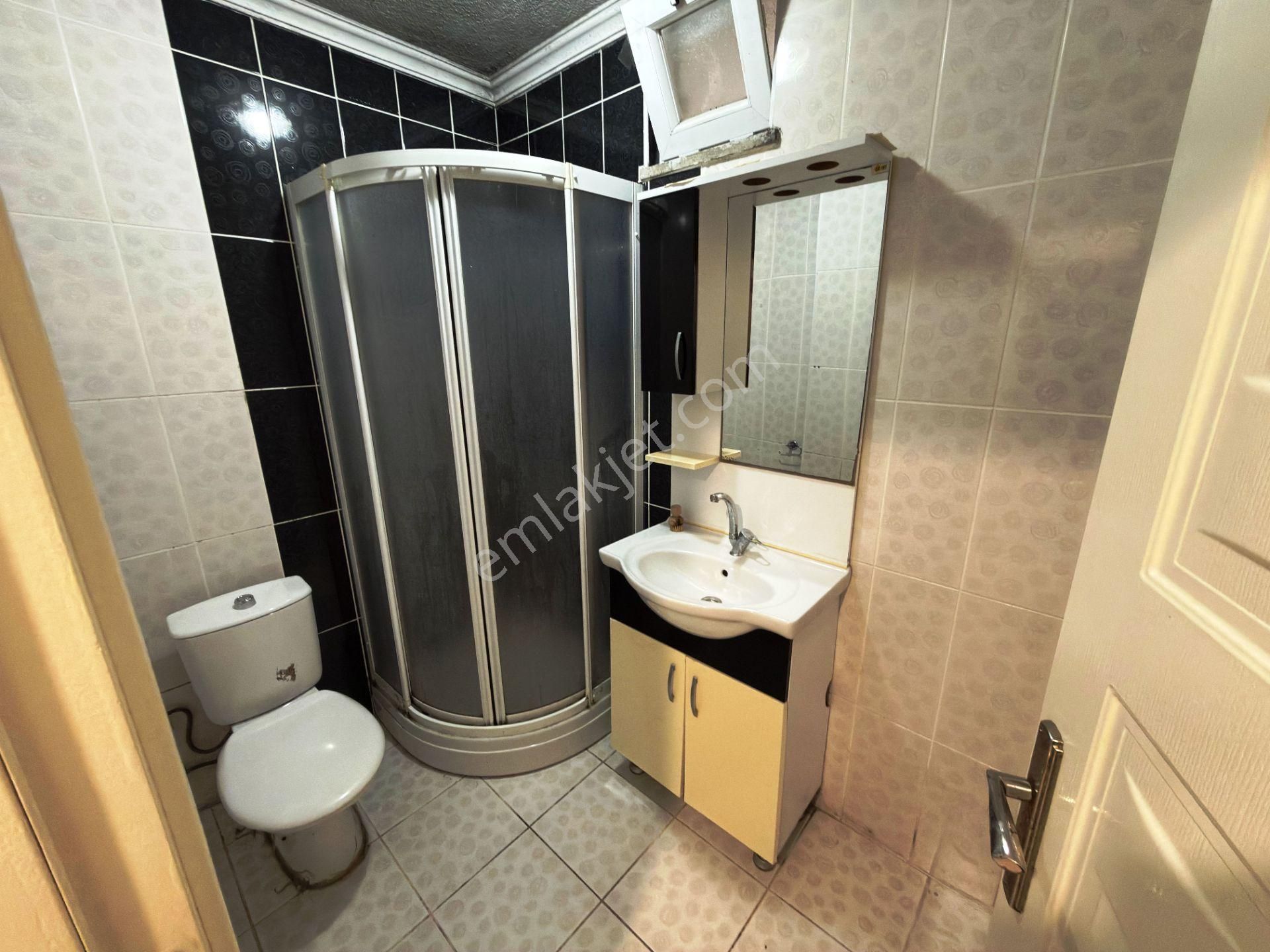 Sultançiftliği'nde Genç Binada Temiz Ankastreli 65m2 Kiralık 1+1 - Görsel 25