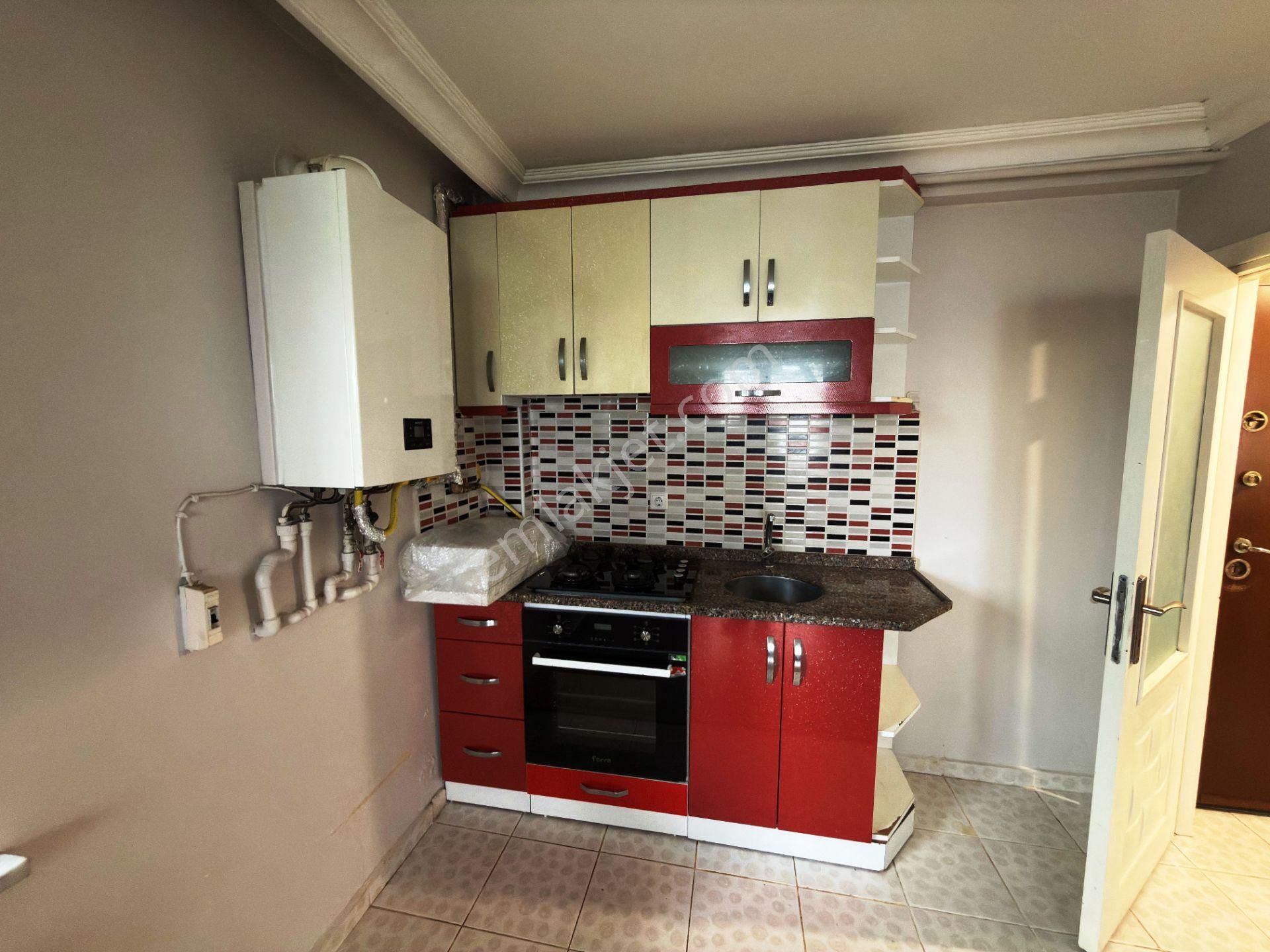 Sultançiftliği'nde Genç Binada Temiz Ankastreli 65m2 Kiralık 1+1 - Görsel 10