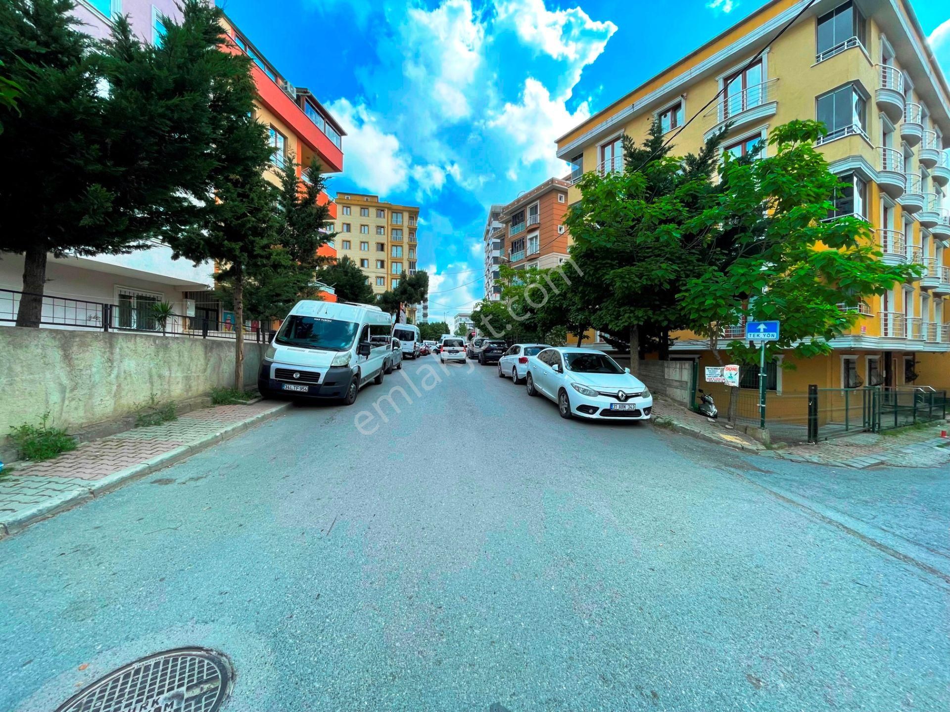 Sultançiftliği'nde Genç Binada Temiz Ankastreli 65m2 Kiralık 1+1 - Görsel 33