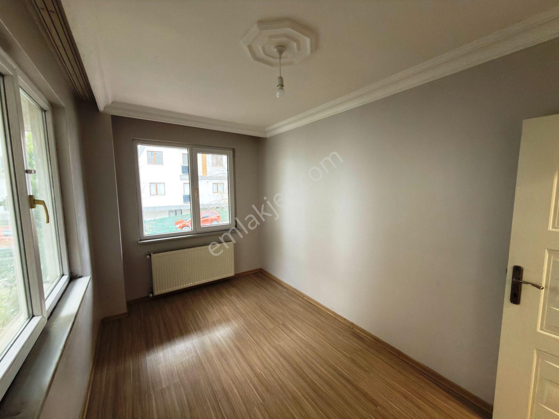 Sultançiftliği'nde Genç Binada Temiz Ankastreli 65m2 Kiralık 1+1 - Görsel 14
