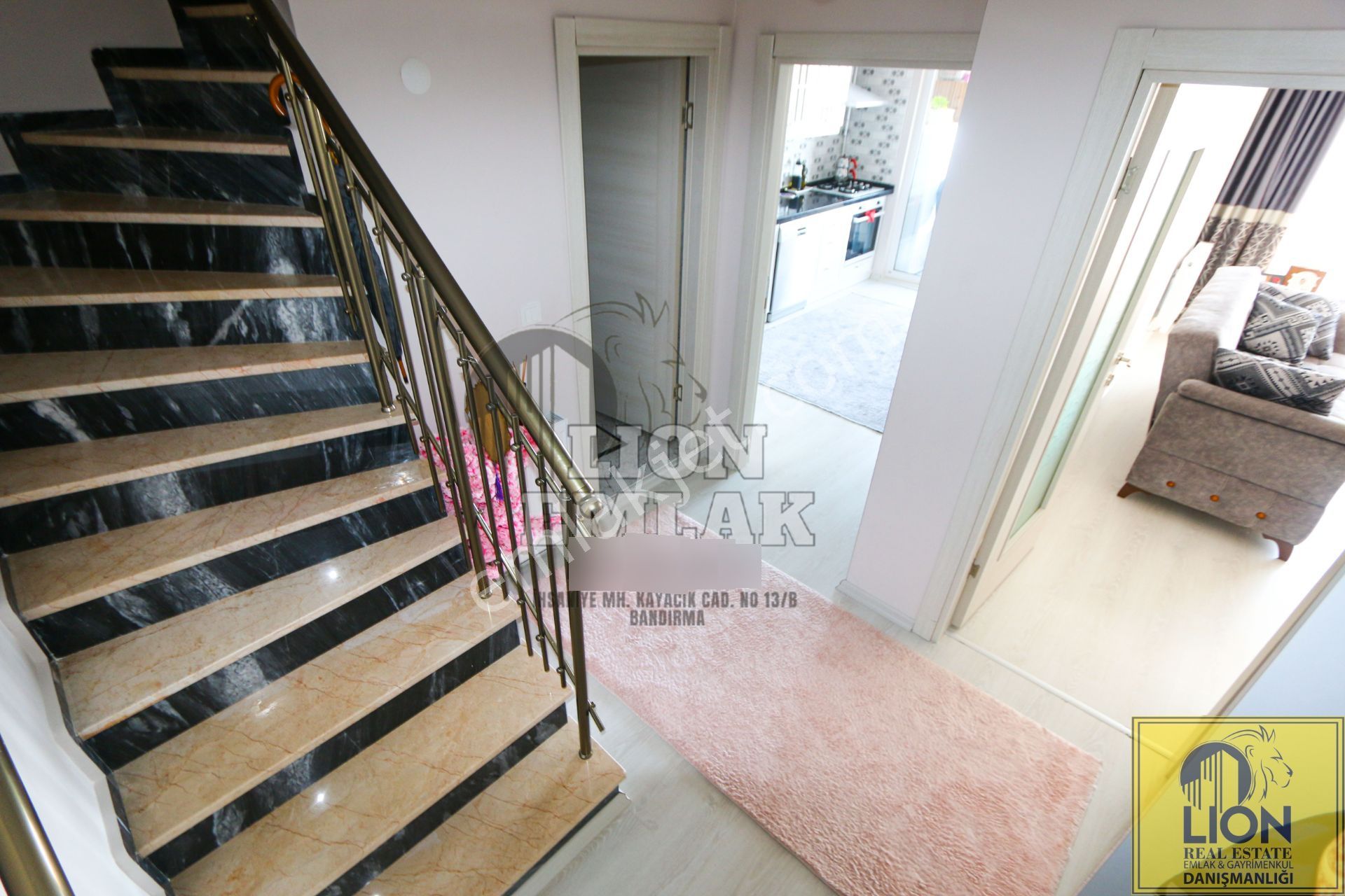 🟨⬛lıon Emlak'tan Merkezi Konumlu,balkonlu, Geniş 2+1 Satılık Daire⬛🟨 - Görsel 8