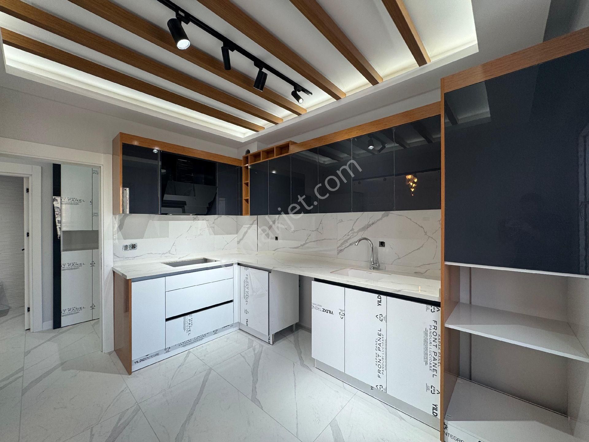 Talas Bahçelievlerde Tramvay Yanı Sıfır Lux Daire - Görsel 11