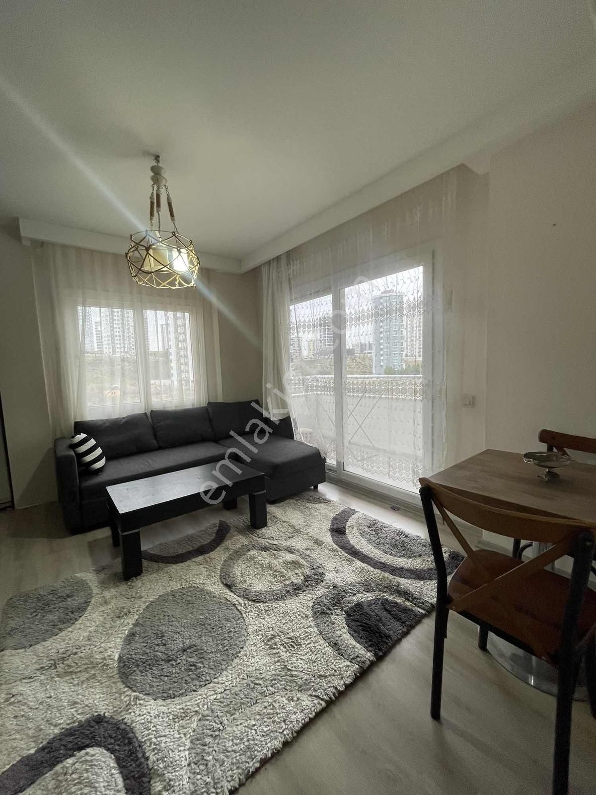 Çarkıpare`de~1+1~stadyum~yani~full~eşyalı~geniş~oturum~daire~ - Görsel 15