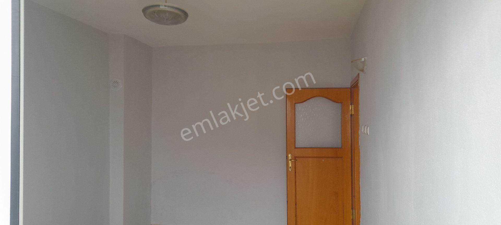 İlçe Merkezinde Doğalgazlı 2+1 Temiz Daire - Görsel 9