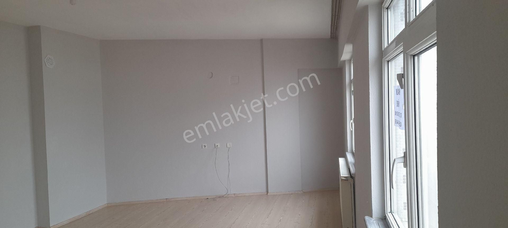 İlçe Merkezinde Doğalgazlı 2+1 Temiz Daire - Görsel 10