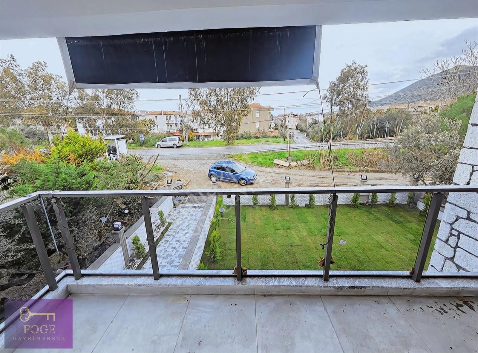 Yenifoça'da Gözde Konumda Sıfır Kiralık Açık Teraslı 2+1 Daire - Görsel 29