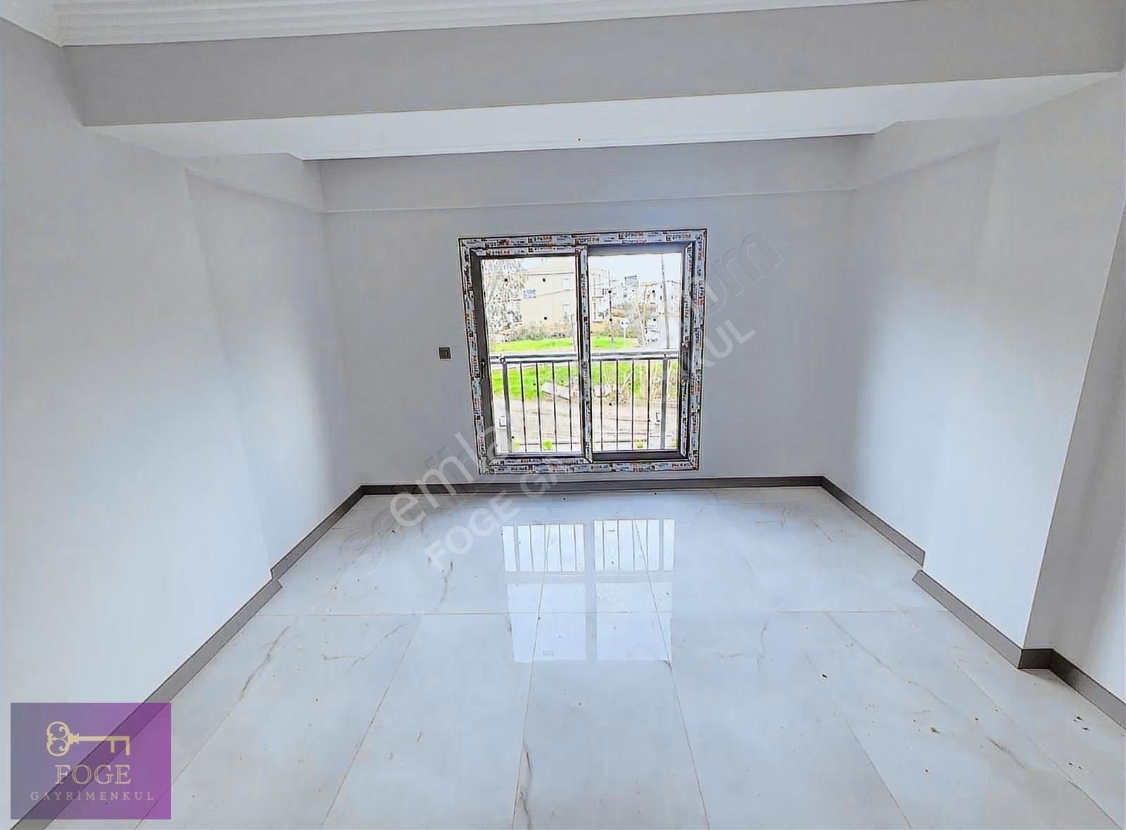 Yenifoça'da Gözde Konumda Sıfır Kiralık Açık Teraslı 2+1 Daire - Görsel 12