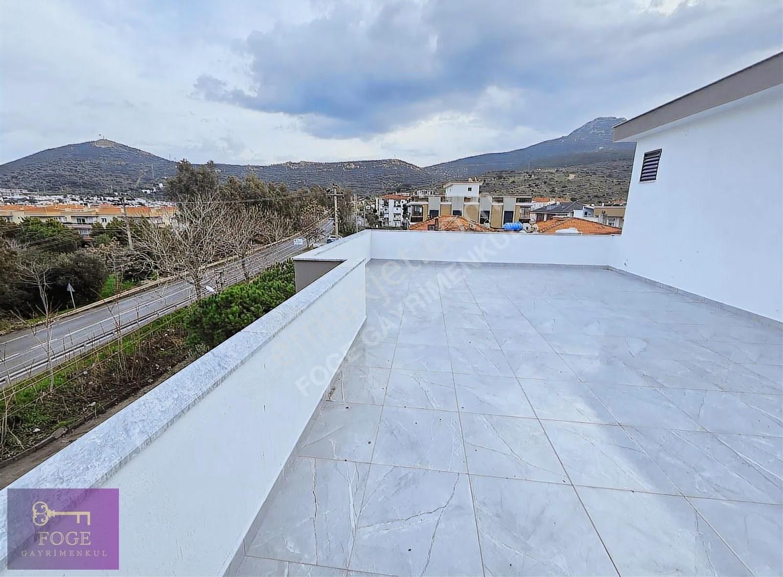 Yenifoça'da Gözde Konumda Sıfır Kiralık Açık Teraslı 2+1 Daire - Görsel 9