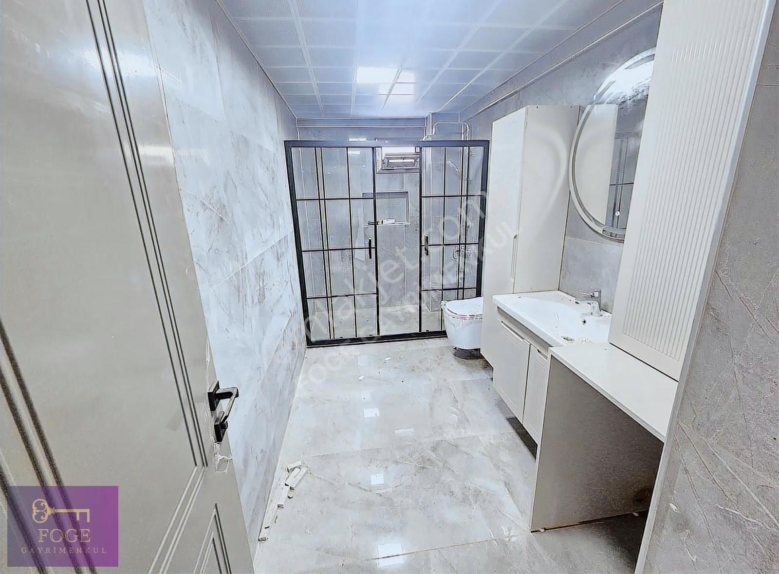 Yenifoça'da Gözde Konumda Sıfır Kiralık Açık Teraslı 2+1 Daire - Görsel 18