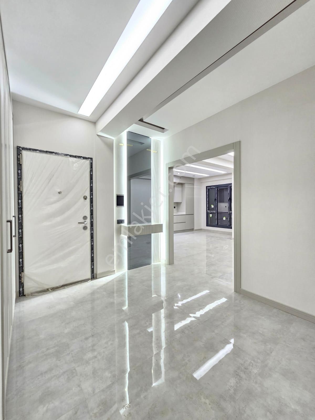 Denizli 1200 Evler Rezidanslar Bölgesinde Modern Mimarisiyle 3.5+1 Ultra Lüks Yaşam Alanları - Görsel 32