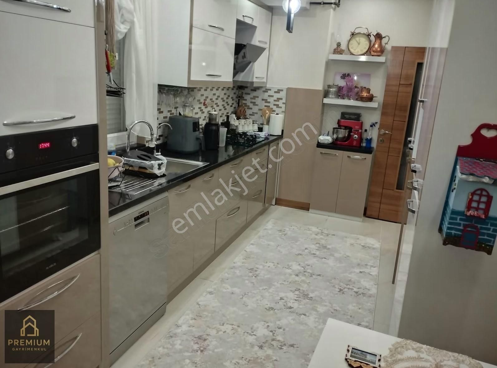 Fırsat! Güney-batı-kuzey Cepheli Geniş Daire - Havuzlu Sitede - Görsel 2