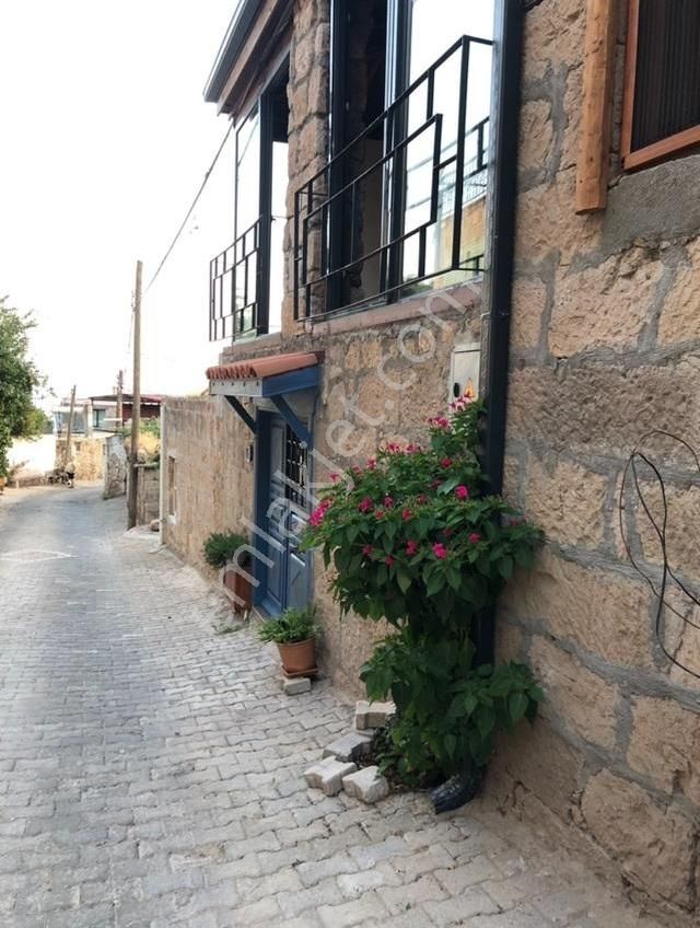 Çanakkale Ayvacık Kayalar Köyü Deniz Manzaralı Müstakil Taş Ev