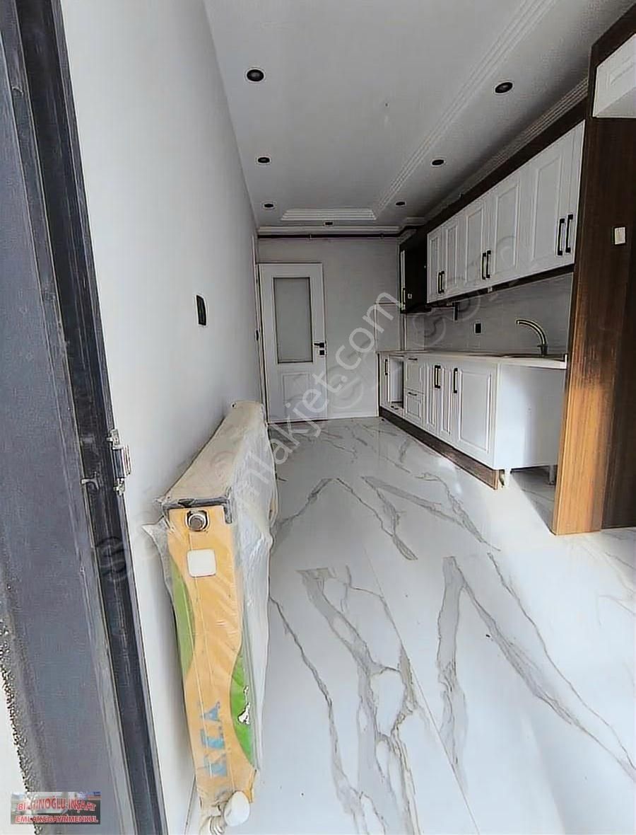 Bilginoğlu Emlaktan Muradiye Mahallesi'nde 2+1 Kapalı Mutfak - Görsel 3