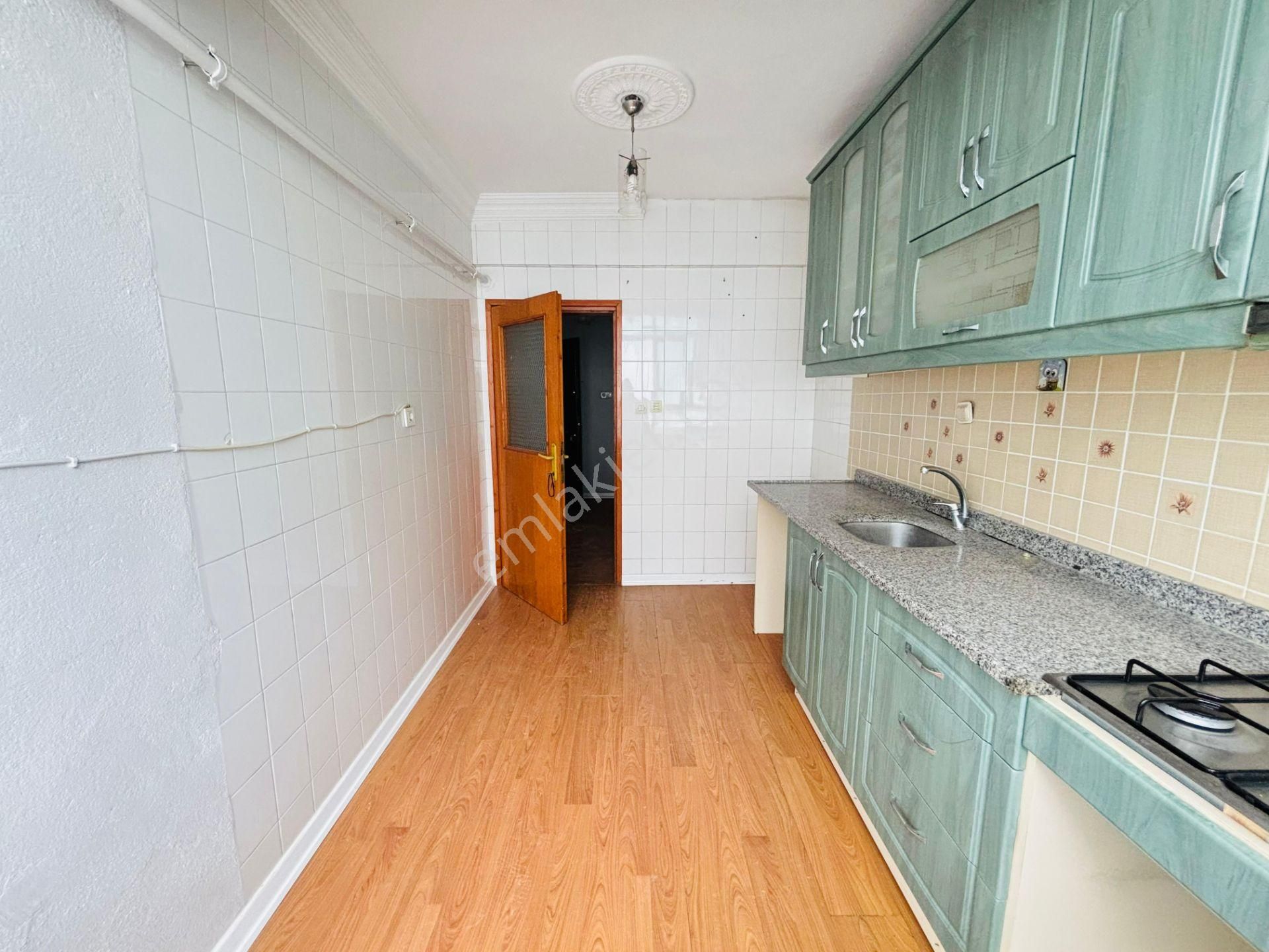 Güven'den Çarşı İçinde Okullar Bölgesinde Kupon 2+1 Daire - Görsel 11