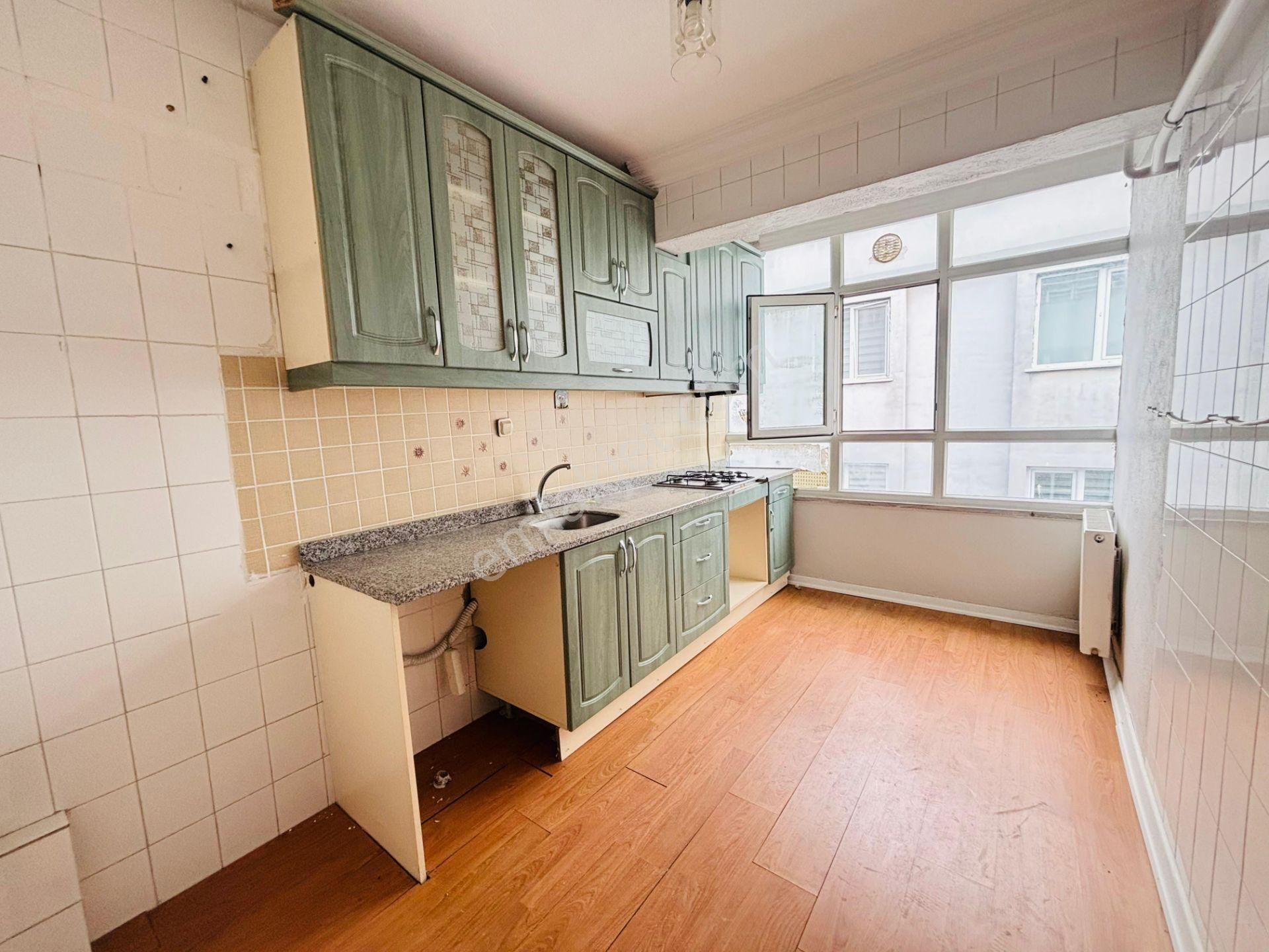 Güven'den Çarşı İçinde Okullar Bölgesinde Kupon 2+1 Daire - Görsel 13