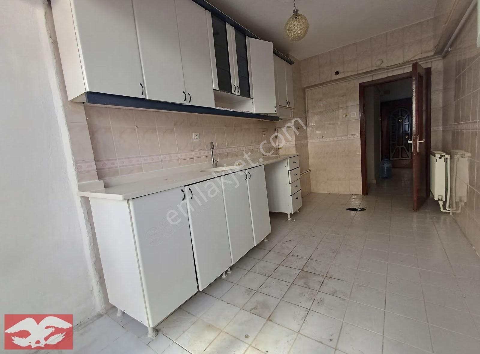 Plevne Mah.de Hayvanat Bahçesine Yakın Kiralık 3+1 Daire - Görsel 12