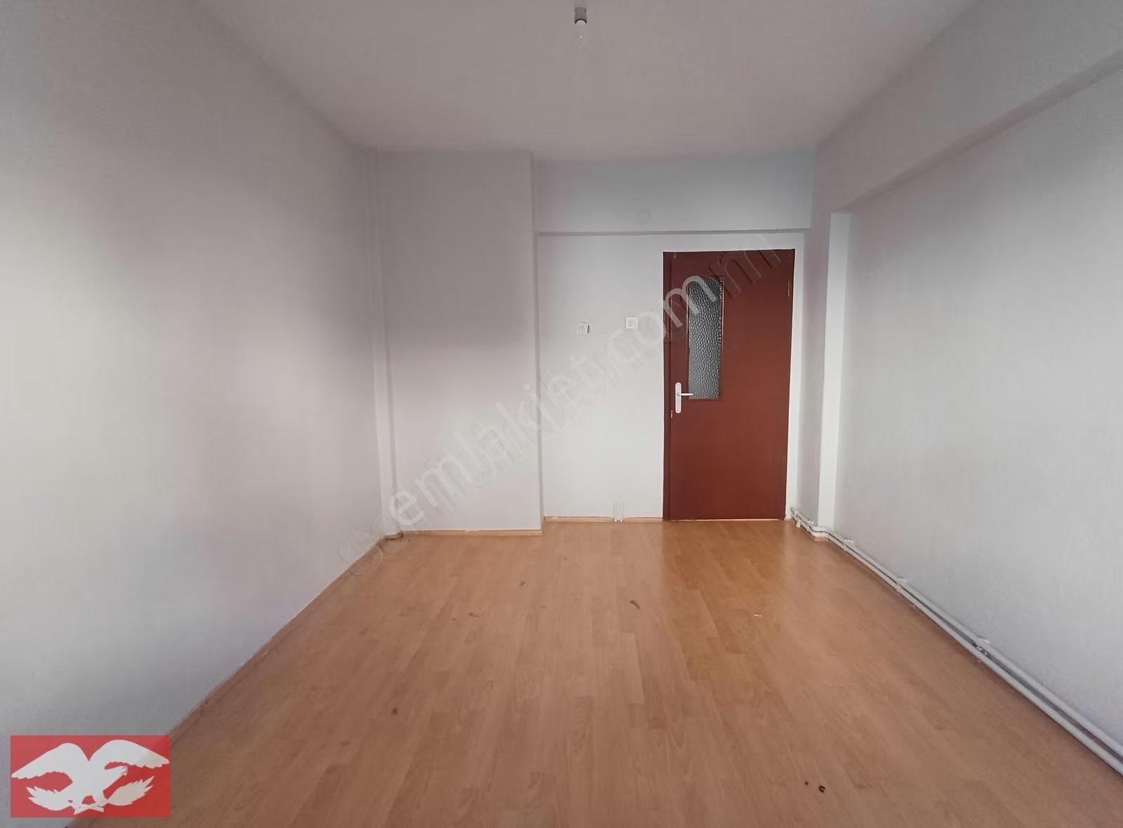 Plevne Mah.de Hayvanat Bahçesine Yakın Kiralık 3+1 Daire - Görsel 5