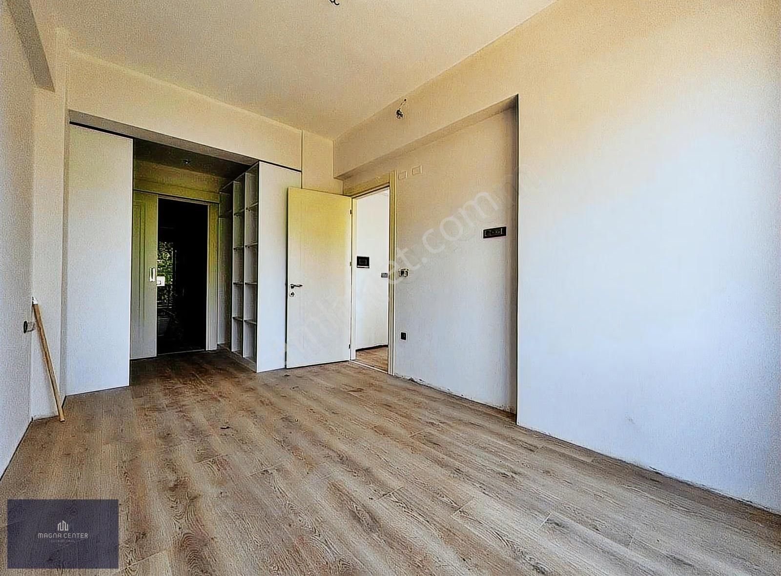 Magna'dan Gümüştepe'de Özel Tasarım 230m2 Bahçeli 3+1 Loft Villa - Görsel 17