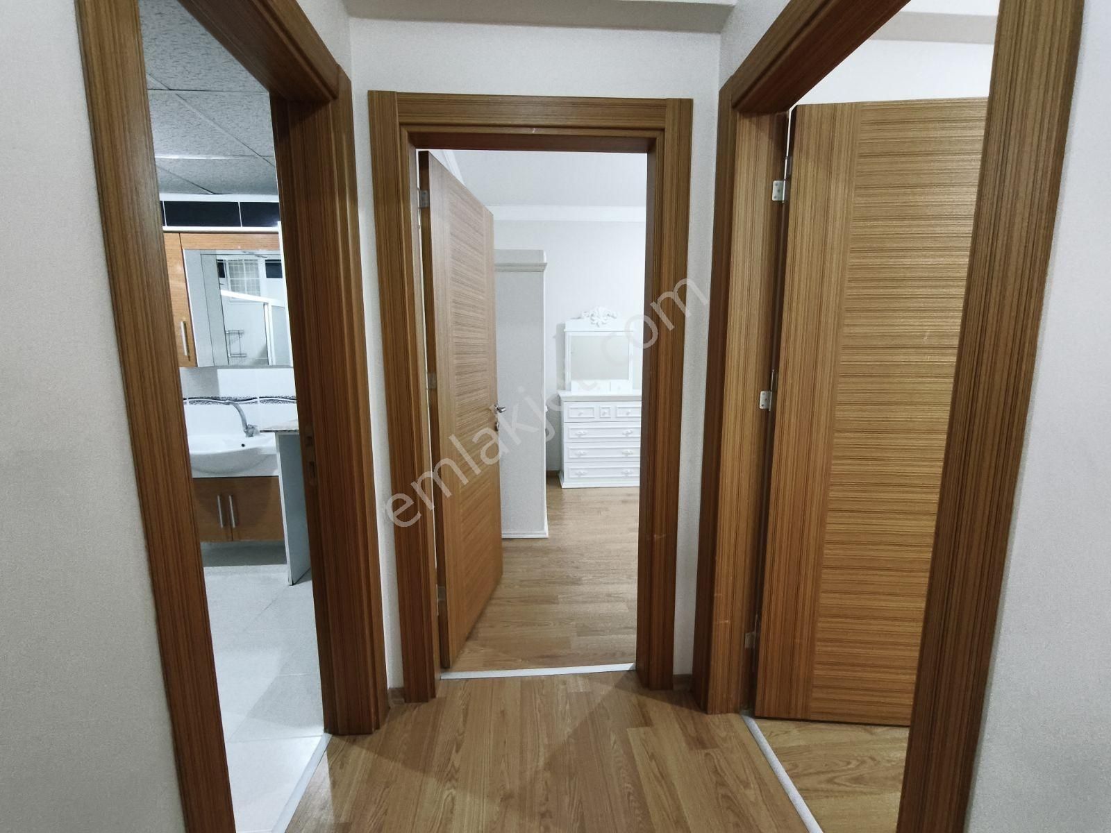 Meram Güvenpark Kiralık Daire Bakımlı 3+1 - Görsel 4