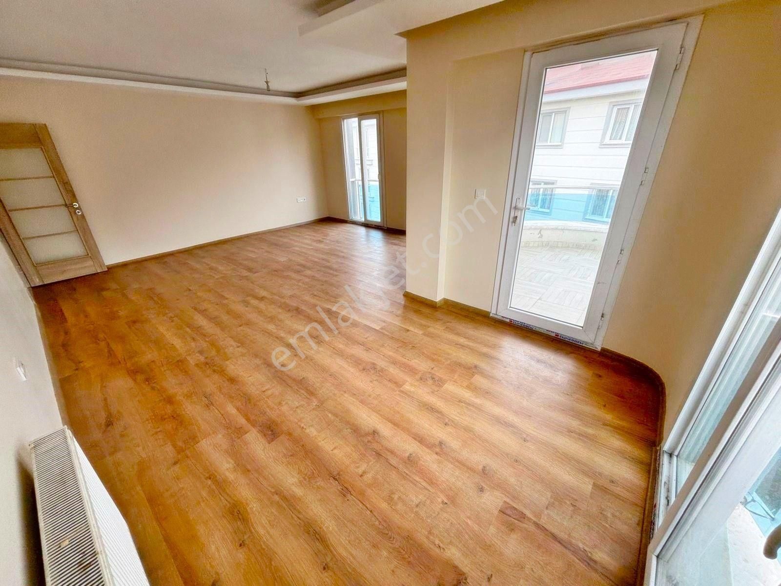 Dora,dan İkizçay,da Ebeveyn Banyolu Satılık 3+1 Daire - Görsel 12