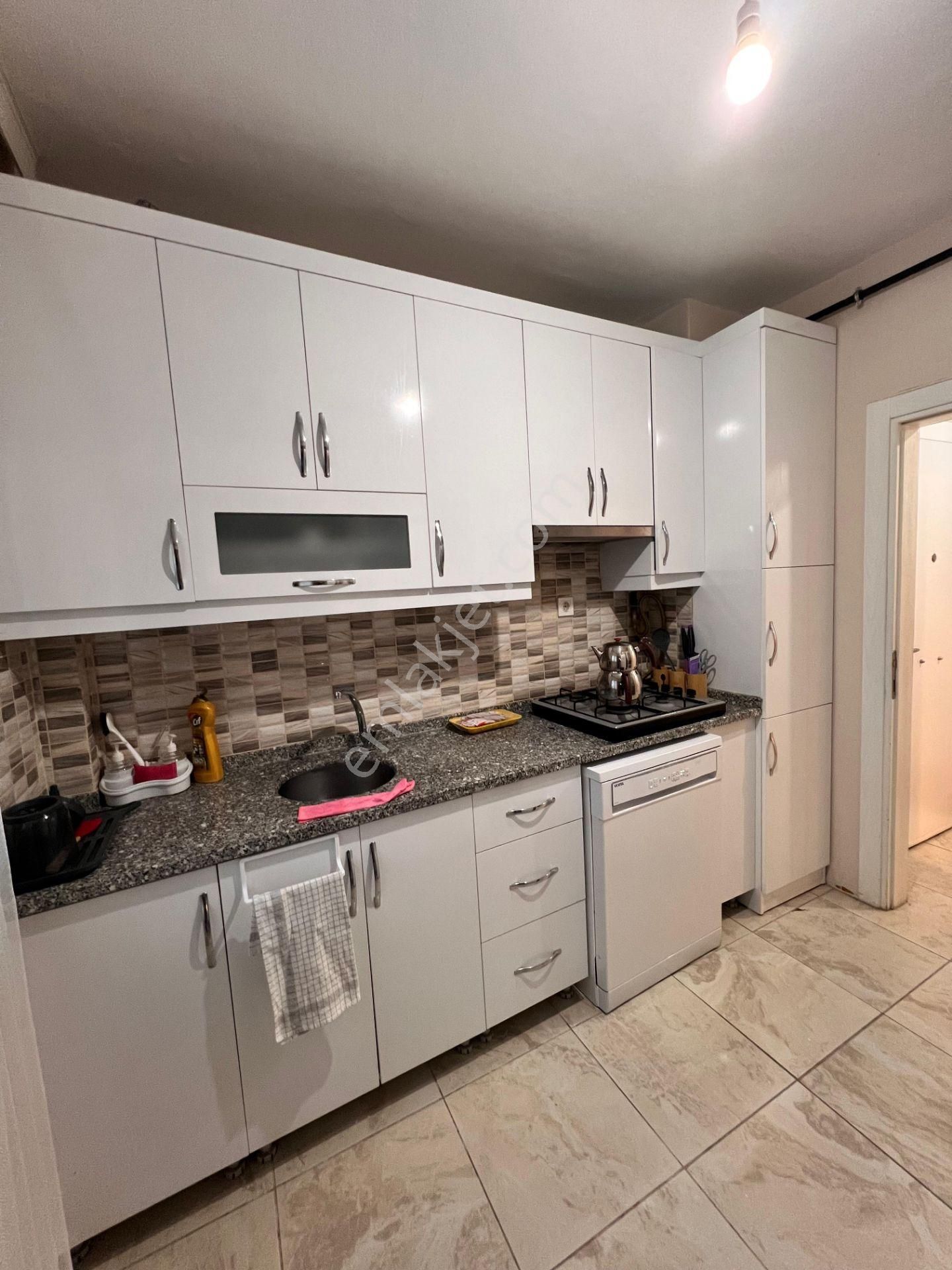 Kaçmaz'dan Fikirtepe Projelerinin Dibinde Yüksek Arsa Paylı 2+1 - Görsel 3