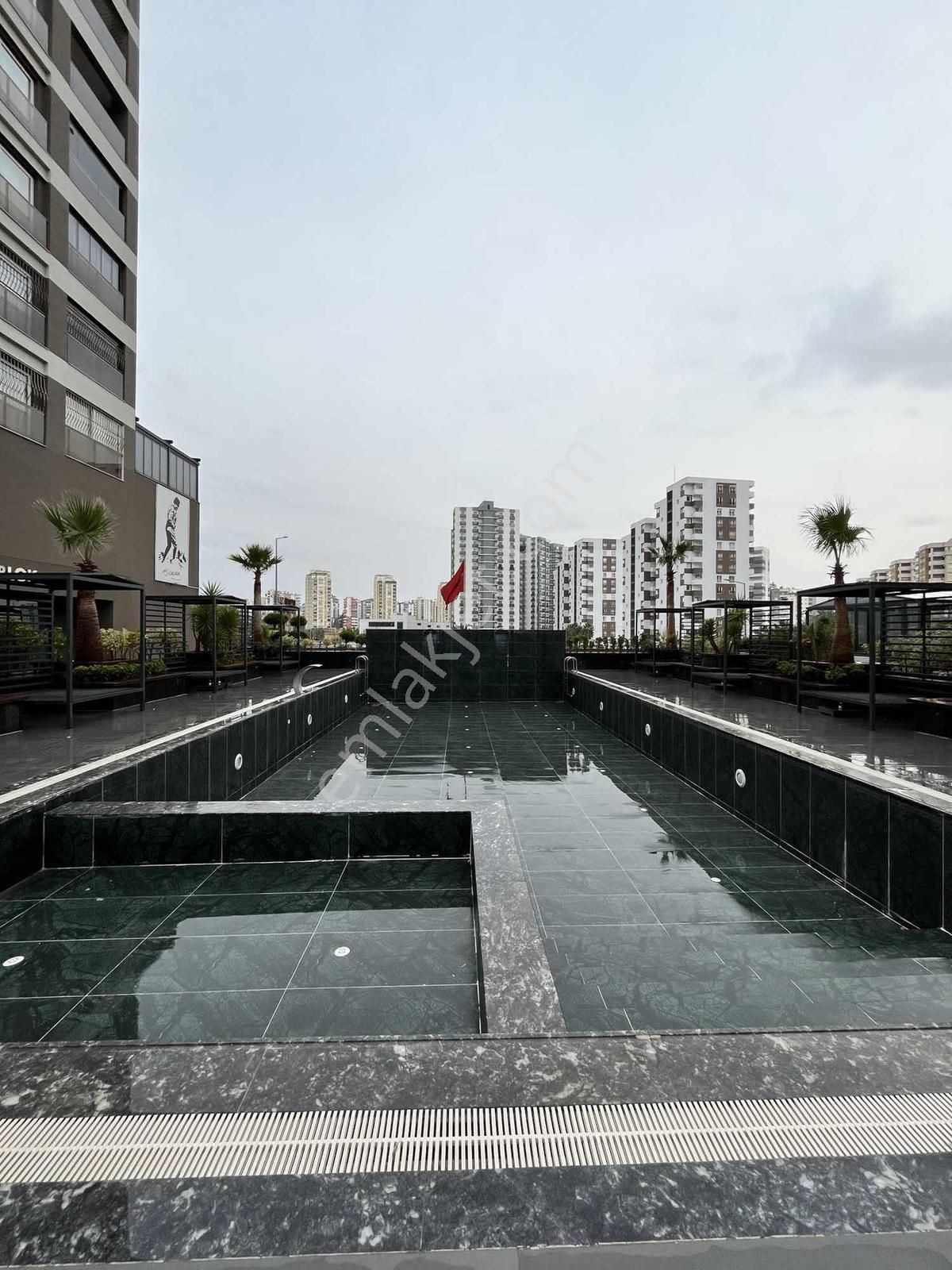 Yüzüncüyıl'da Kapalı Mutfak Florya Royal'de 3+1 Satılık Rezidans - Görsel 5