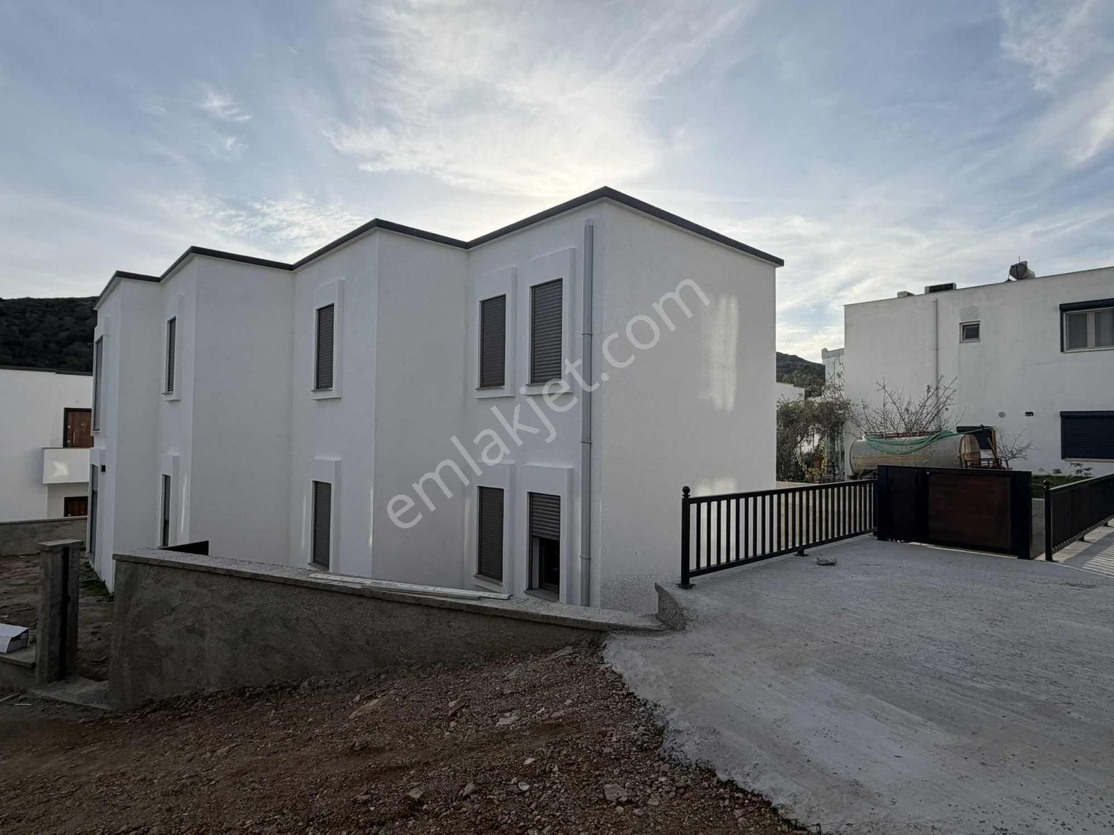 Bodrum Peksimette Projeden Satılık 3+1 Bahçe Katı Daire - Görsel 11