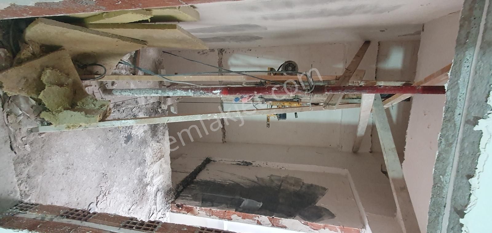 Sakarya Cad. Dibinde Sıfır 6+1 Lüks, 3 Banyolu, Garajlı, Kilerli - Görsel 9