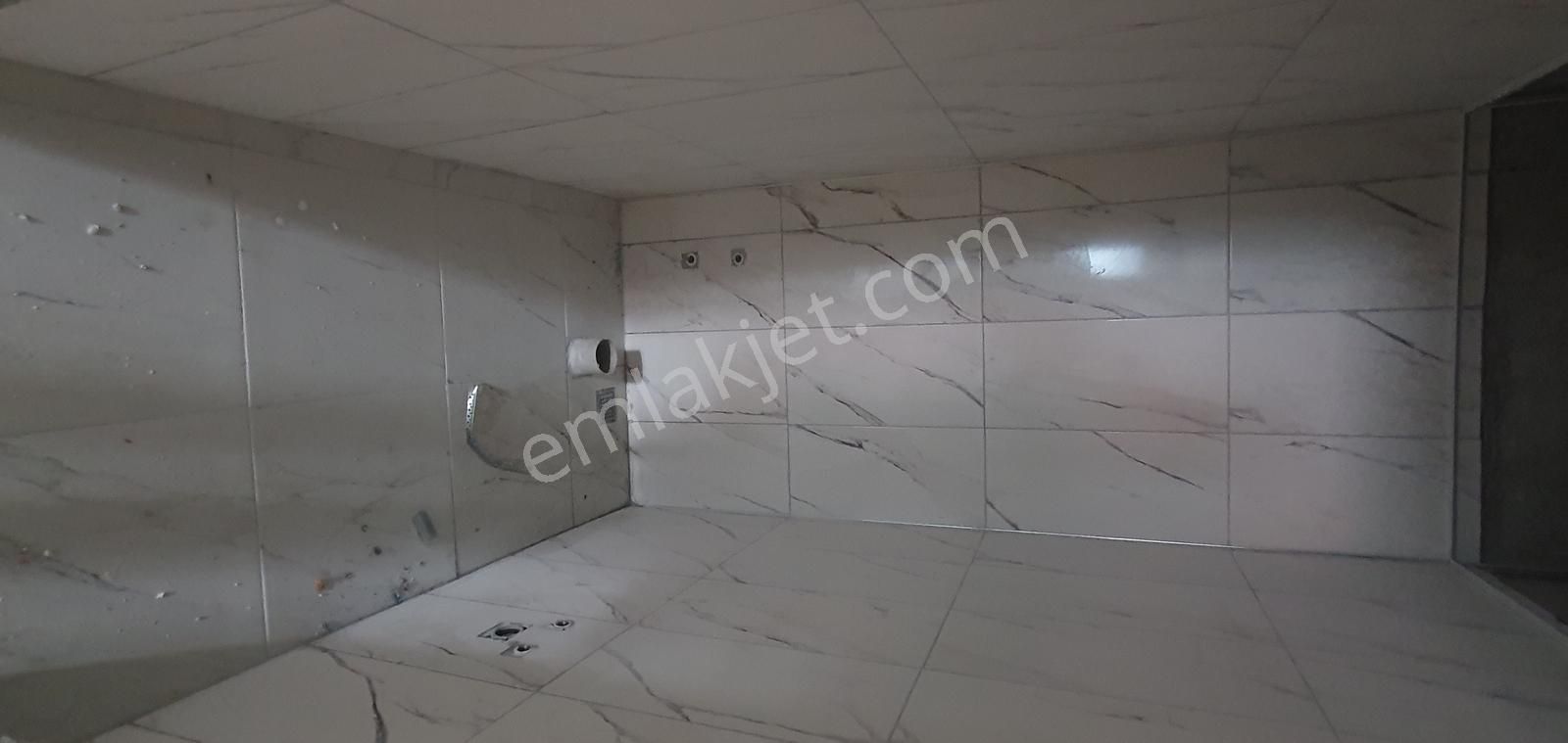 Sakarya Cad. Dibinde Sıfır 6+1 Lüks, 3 Banyolu, Garajlı, Kilerli - Görsel 11