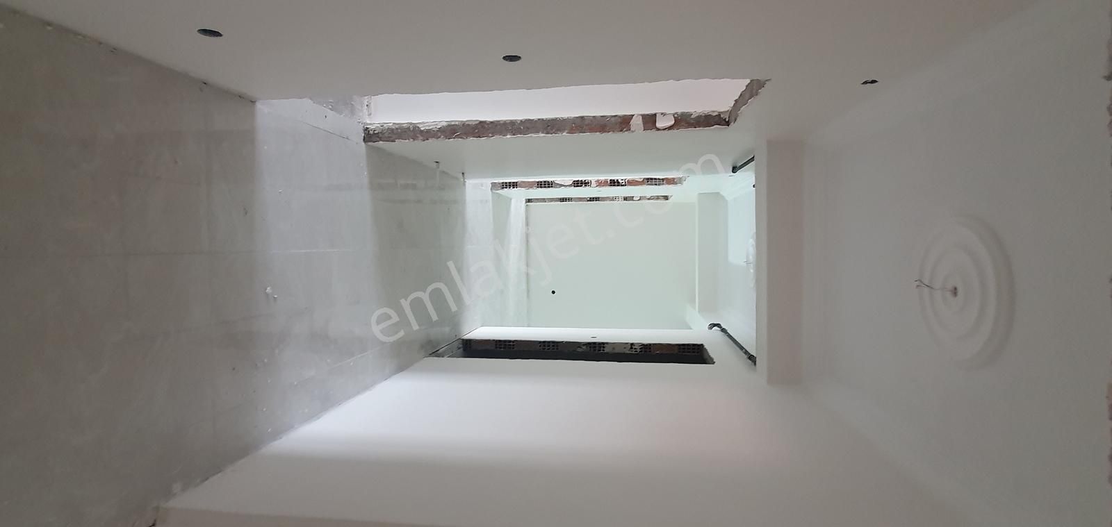 Sakarya Cad. Dibinde Sıfır 6+1 Lüks, 3 Banyolu, Garajlı, Kilerli - Görsel 17