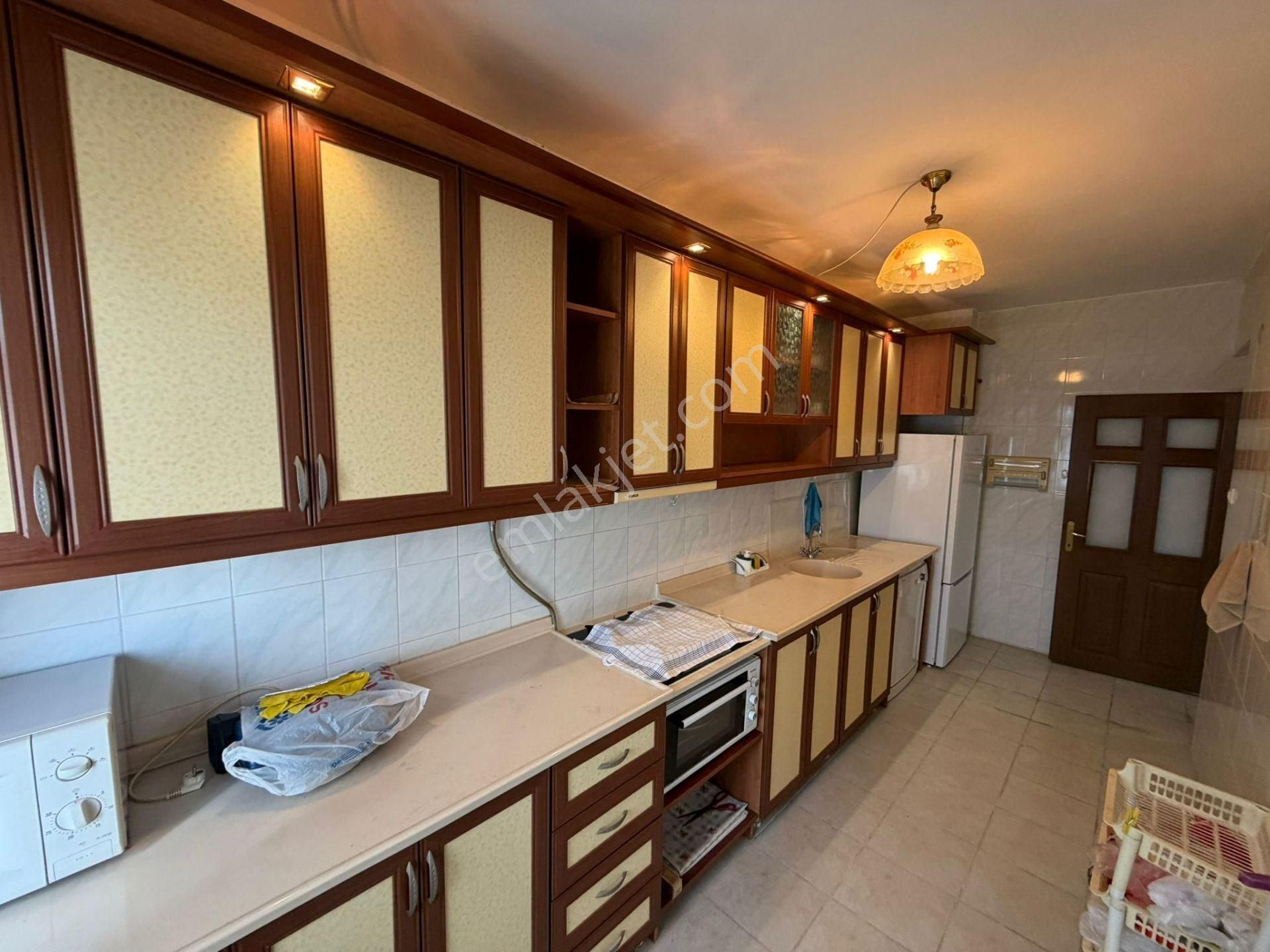 Beylikdüzü Metrobüse 10 Dk Mesafede Beylikdüzü Cumhuriyet Mah. 3+1 Boş Satılık Daire - Görsel 18