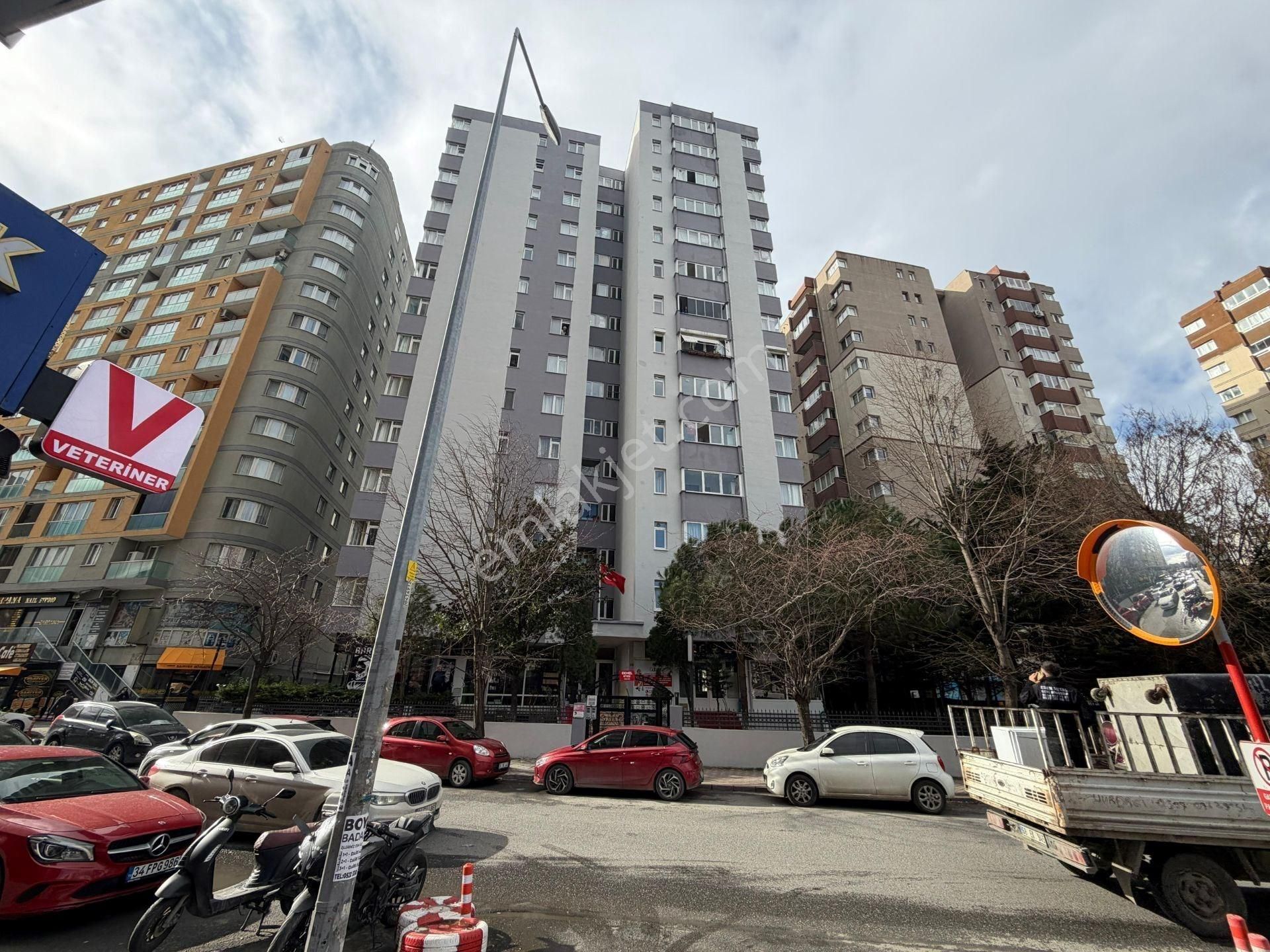 Beylikdüzü Metrobüse 10 Dk Mesafede Beylikdüzü Cumhuriyet Mah. 3+1 Boş Satılık Daire - Görsel 5