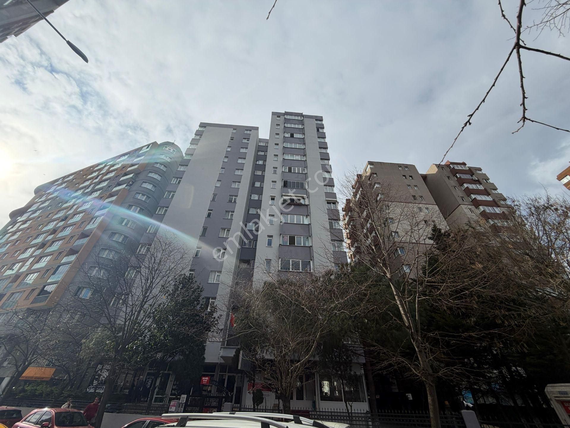 Beylikdüzü Metrobüse 10 Dk Mesafede Beylikdüzü Cumhuriyet Mah. 3+1 Boş Satılık Daire - Görsel 3