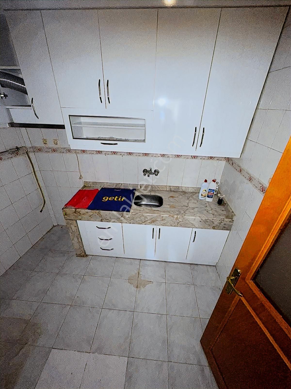 Uğurmumcu Mh. Merkezi Konumda 2+1 Tramvaya 5 Dakika - Görsel 3