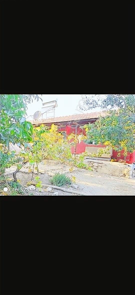 Serinhisar Köy Altında 5500 Metre İçinde Evi Resmi Suyu Yol Var