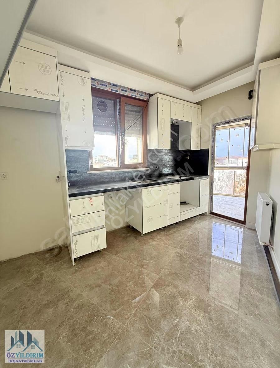 Sancaktepe Sarıgazi Mah. 4+1 Sıfır Üst Dubleks - Görsel 13