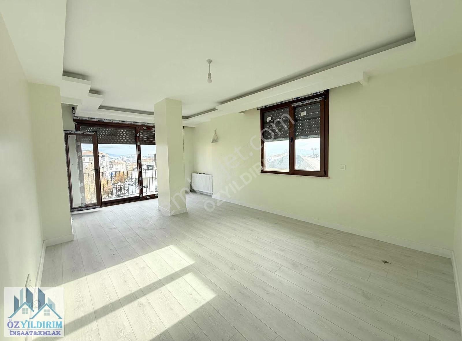 Sancaktepe Sarıgazi Mah. 4+1 Sıfır Üst Dubleks - Görsel 20