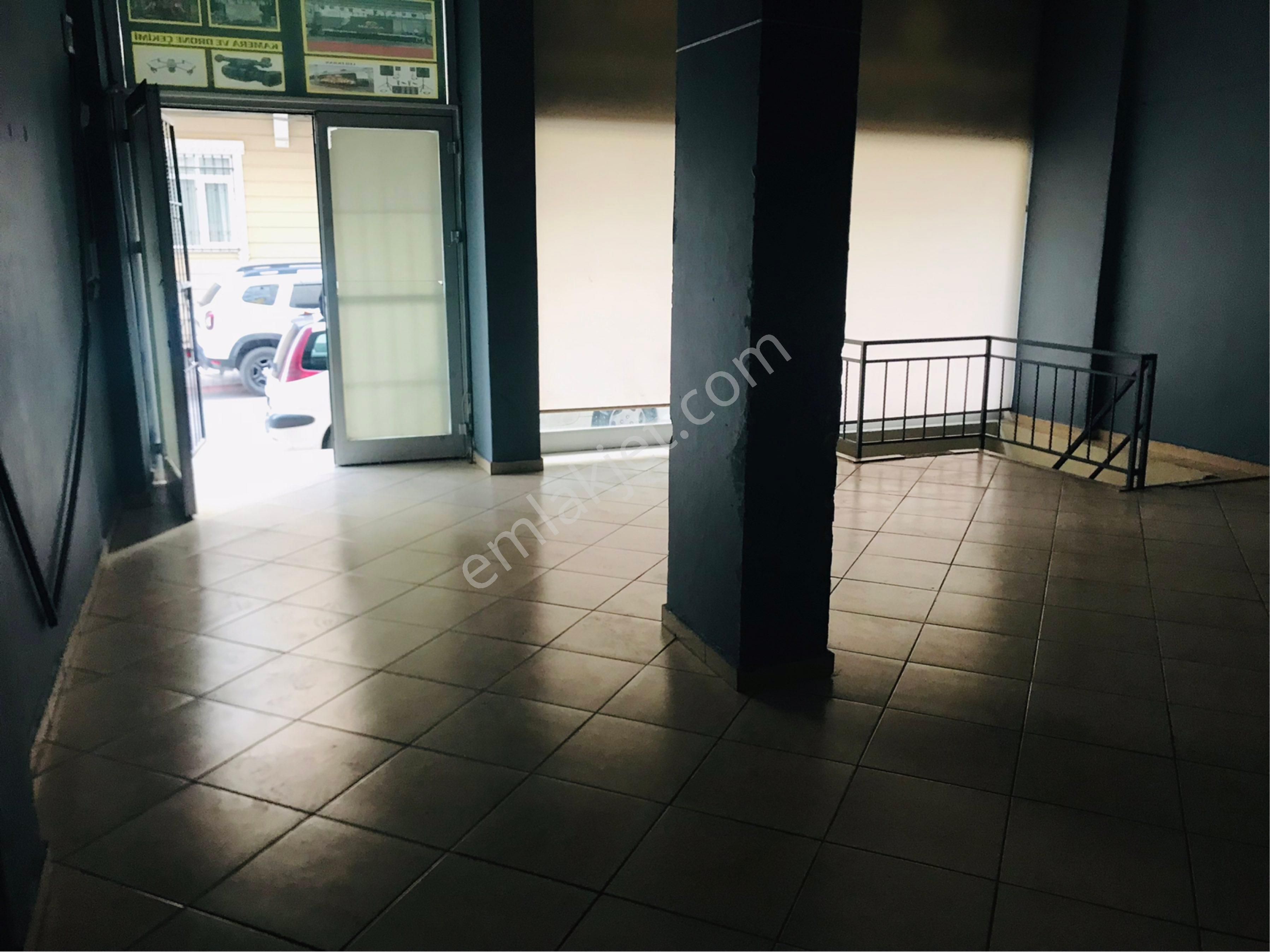 Sancaktepe Emek Mah Kiralık Dükkan Ofis Büro