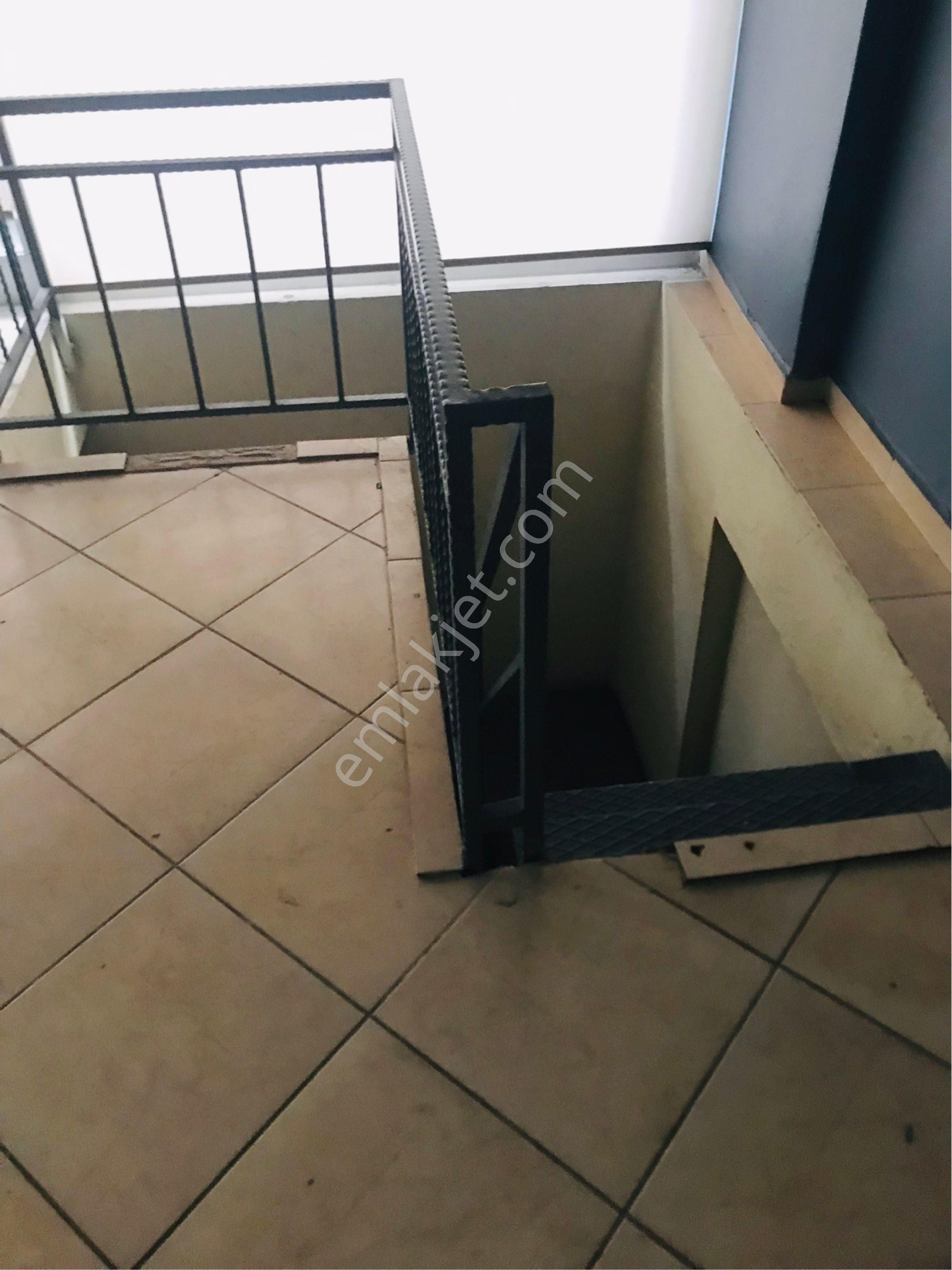 Sancaktepe Emek Mah Kiralık Dükkan Ofis Büro - Görsel 8