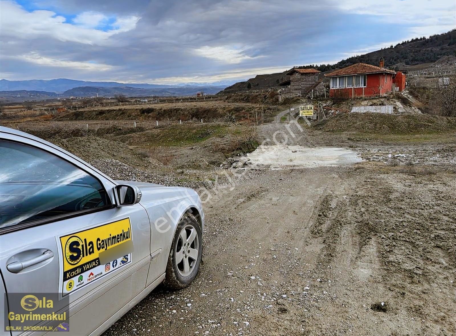 Sıla Gayrimenkulden 12.498 M2.konut Ve Elektiriği Bulunan Tarla - Görsel 12